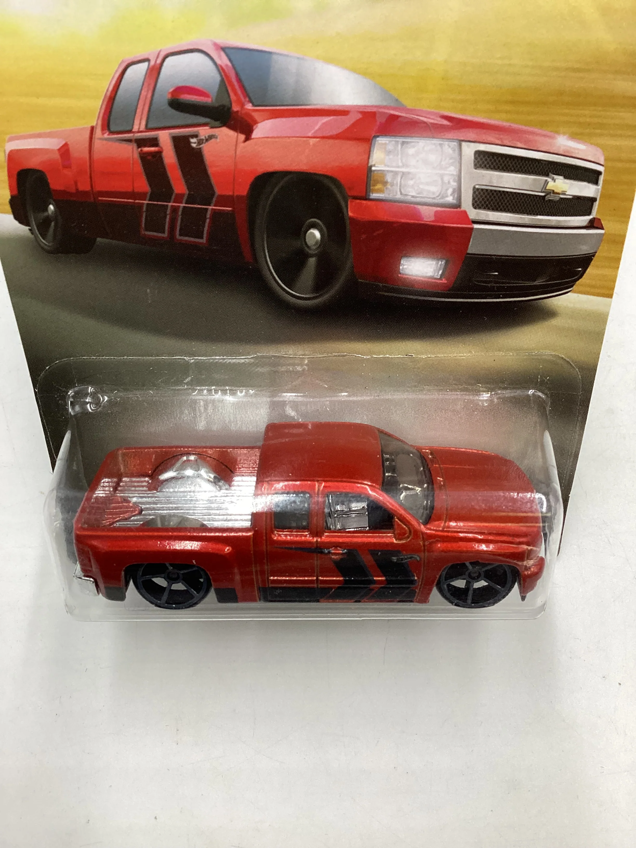 Hot Wheels Walmart 100 Years Chevy #7 Chevy Silverado Red 161S - Image 6