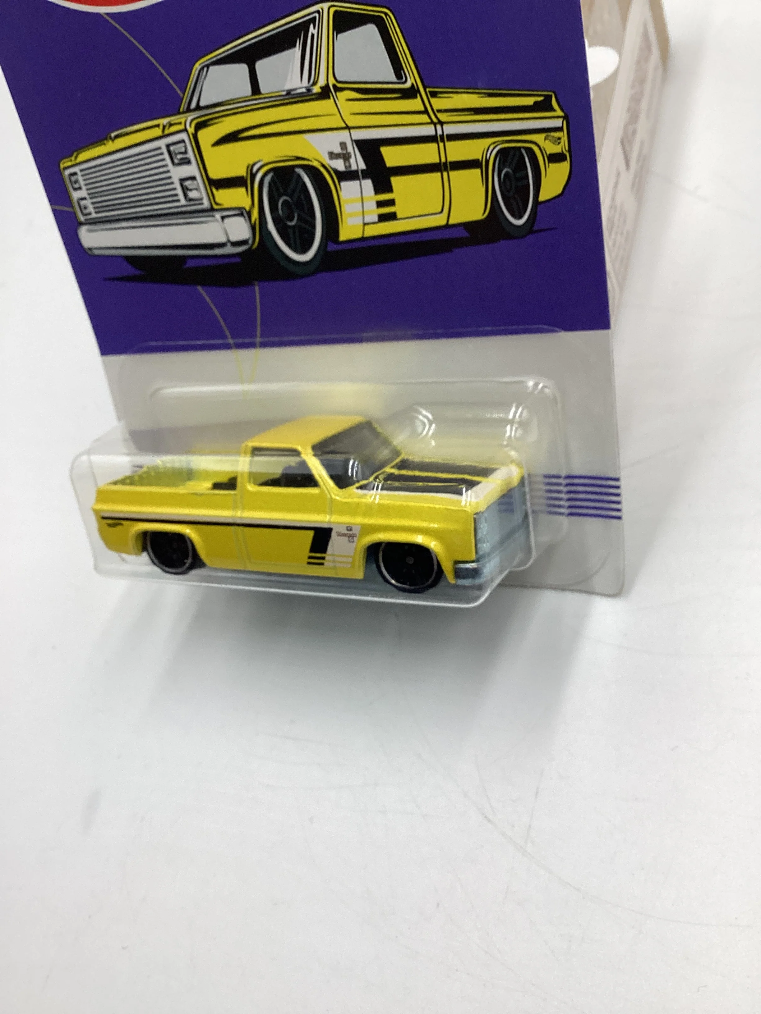 Hot Wheels Walmart Exclusive American Truck Series #5 83 Chevy Silverado Yellow SR - Image 4