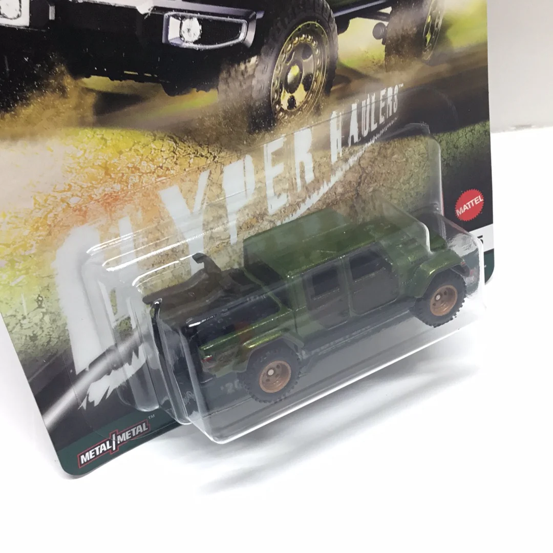 2021 Hot wheels car culture Hyper Haulers #3 20 Jeep Gladiator M8 - Image 3