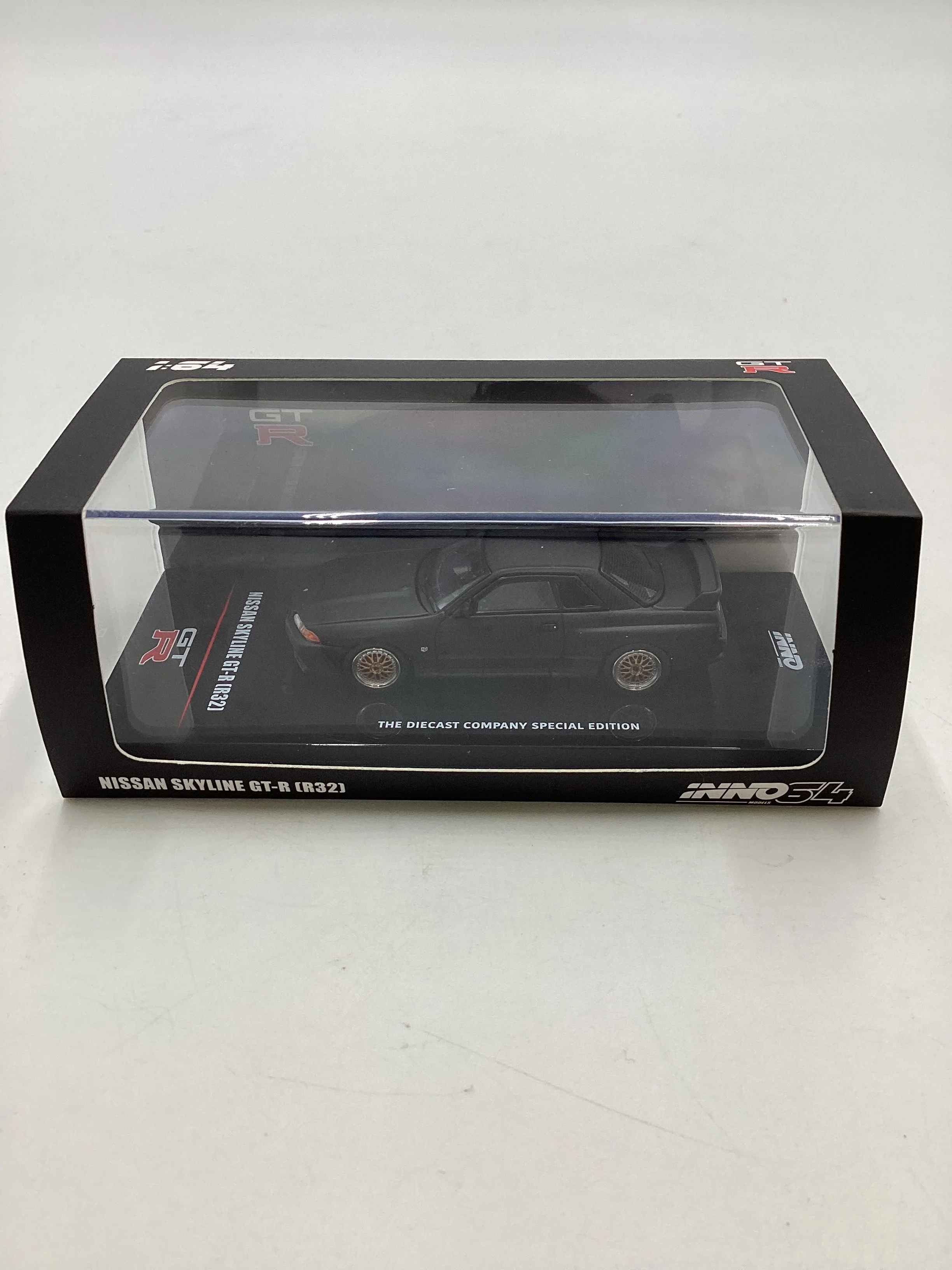 Inno64 Special Edition Nissan Skyline GT-R [R-32] Matte Black - Image 2