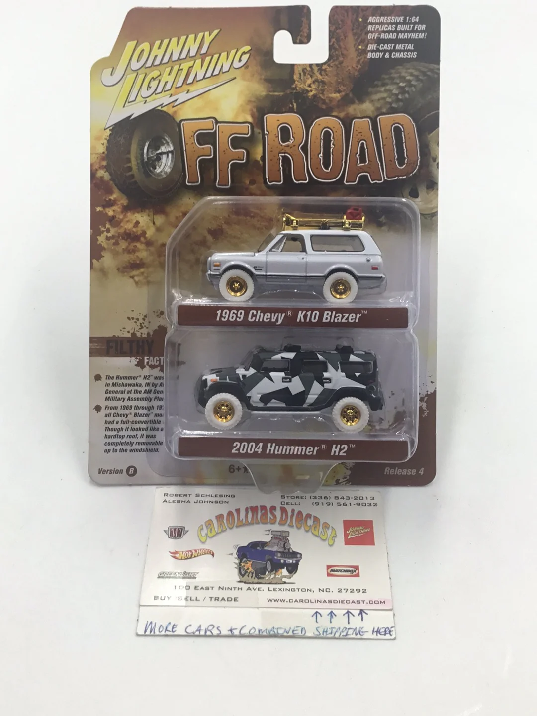 Johnny Lightning  2 Pack Off Road 1969 Chevy Blazer 2004 Hummer White Lightning