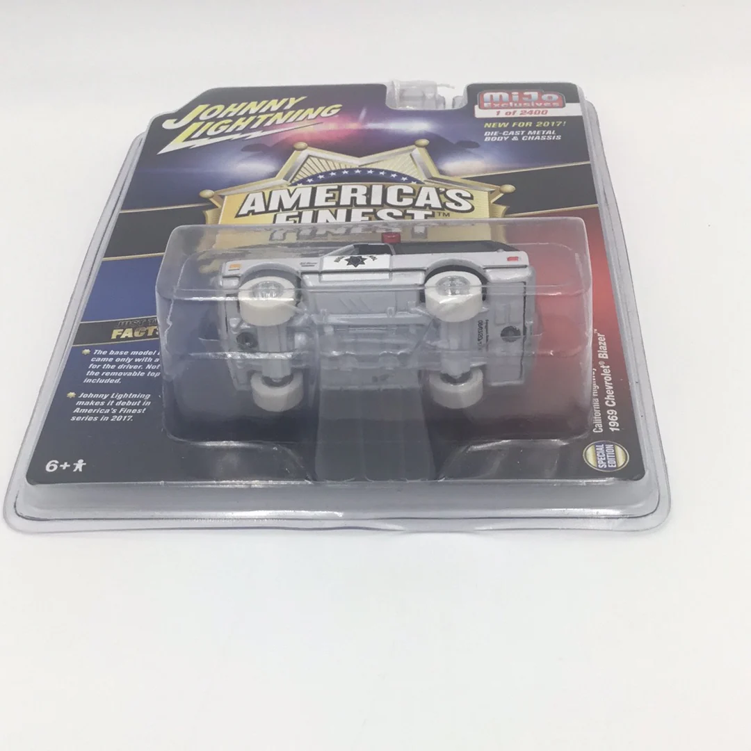 Johnny lightning Americas Finest 1969 Chevrolet Blazer MiJo exclusive White Lightning VHTF - Image 4
