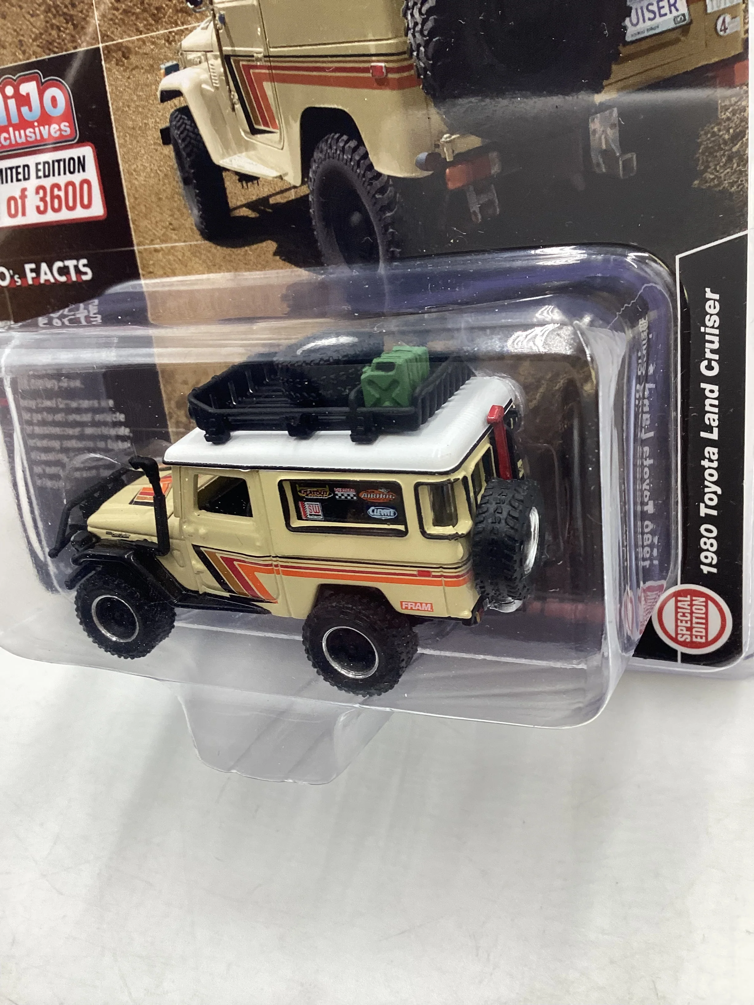 Johnny Lightning Cars of 1980 MiJo exclusive 1980 Toyota Land Crusier 231F - Image 4