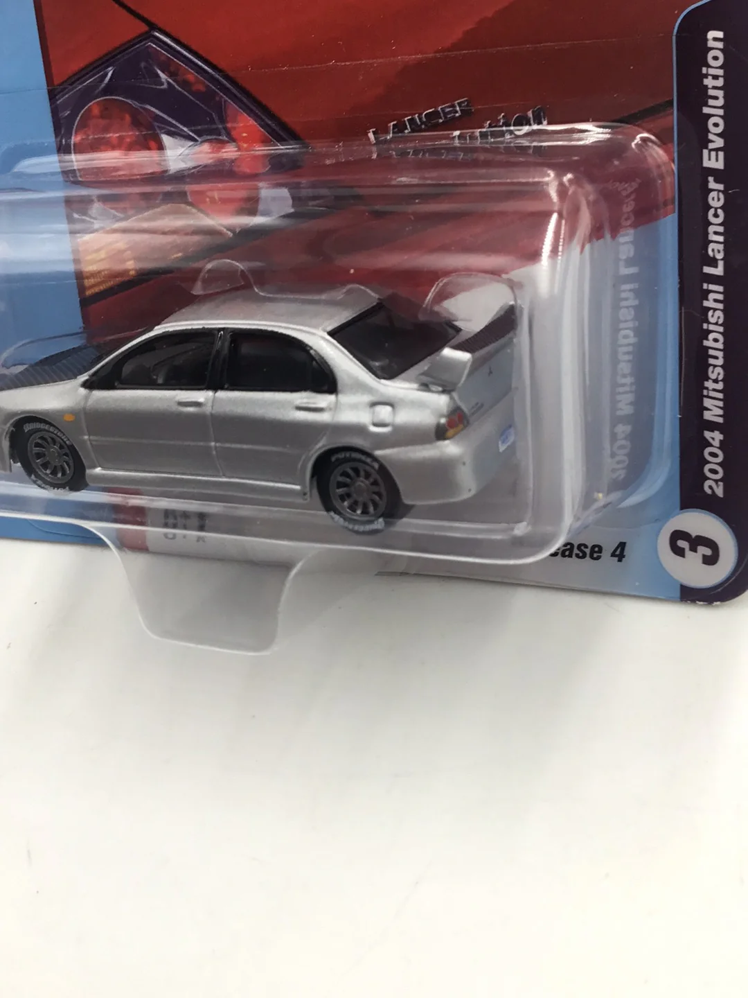 Johnny lightning Classic Gold 2004 Mitsubishi Lancer Evolution UU3 - Image 4