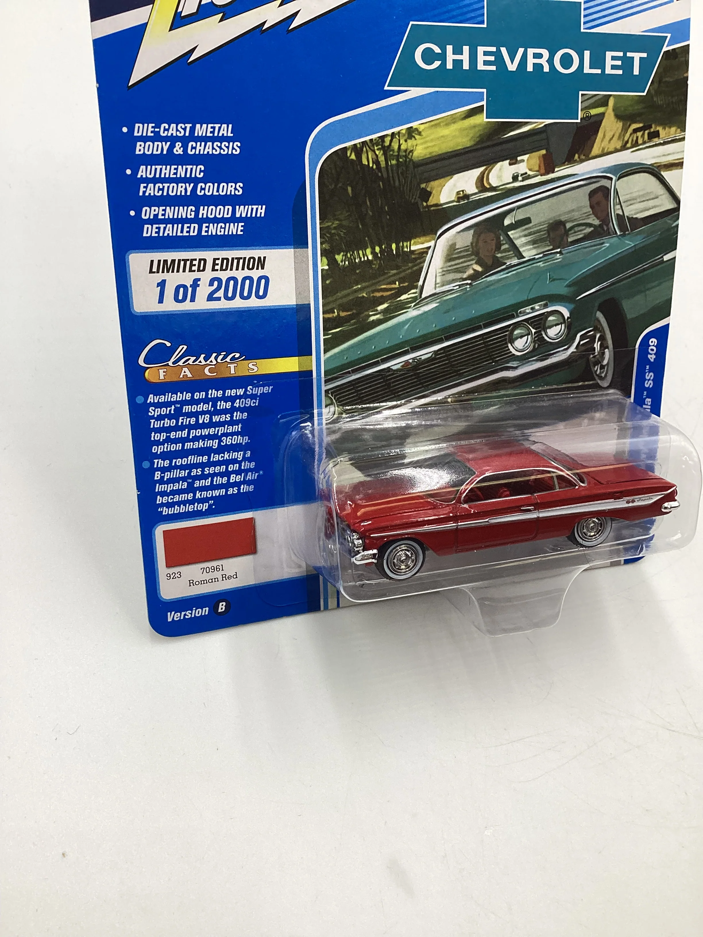 Johnny Lightning Classic Gold Collection Release 3 Version B 1961 Chevrolet Impala SS 409 Red 186F - Image 5