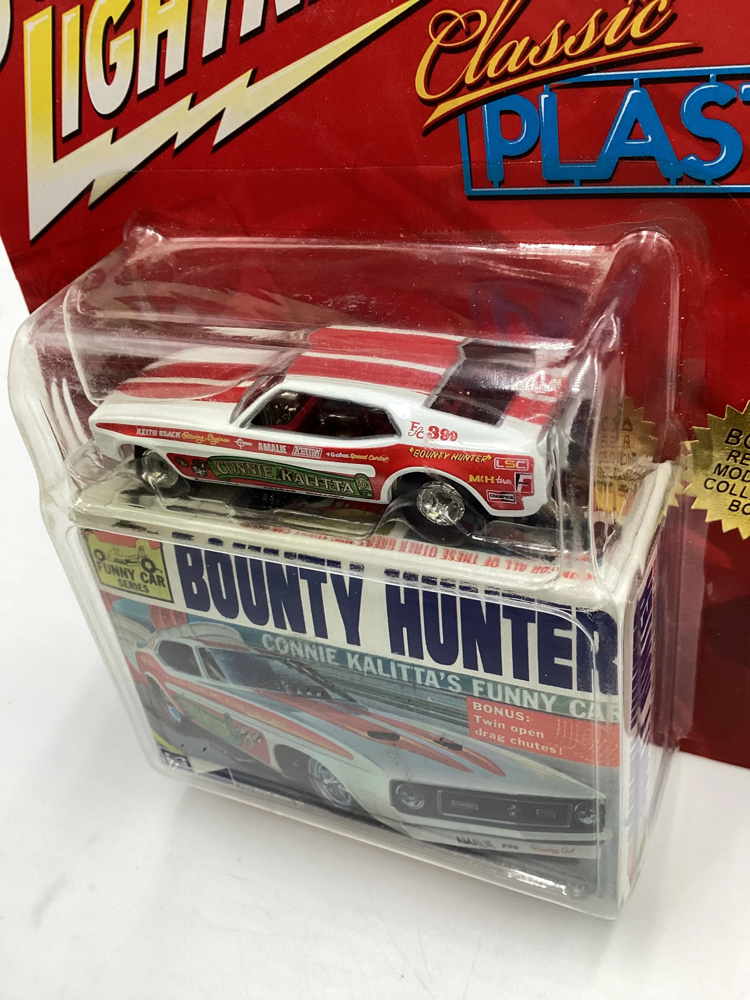 Johnny lightning Classic Plastic #9 Bounty Hunter Kalittas 73 Mustang Funny Car White 231D - Image 4