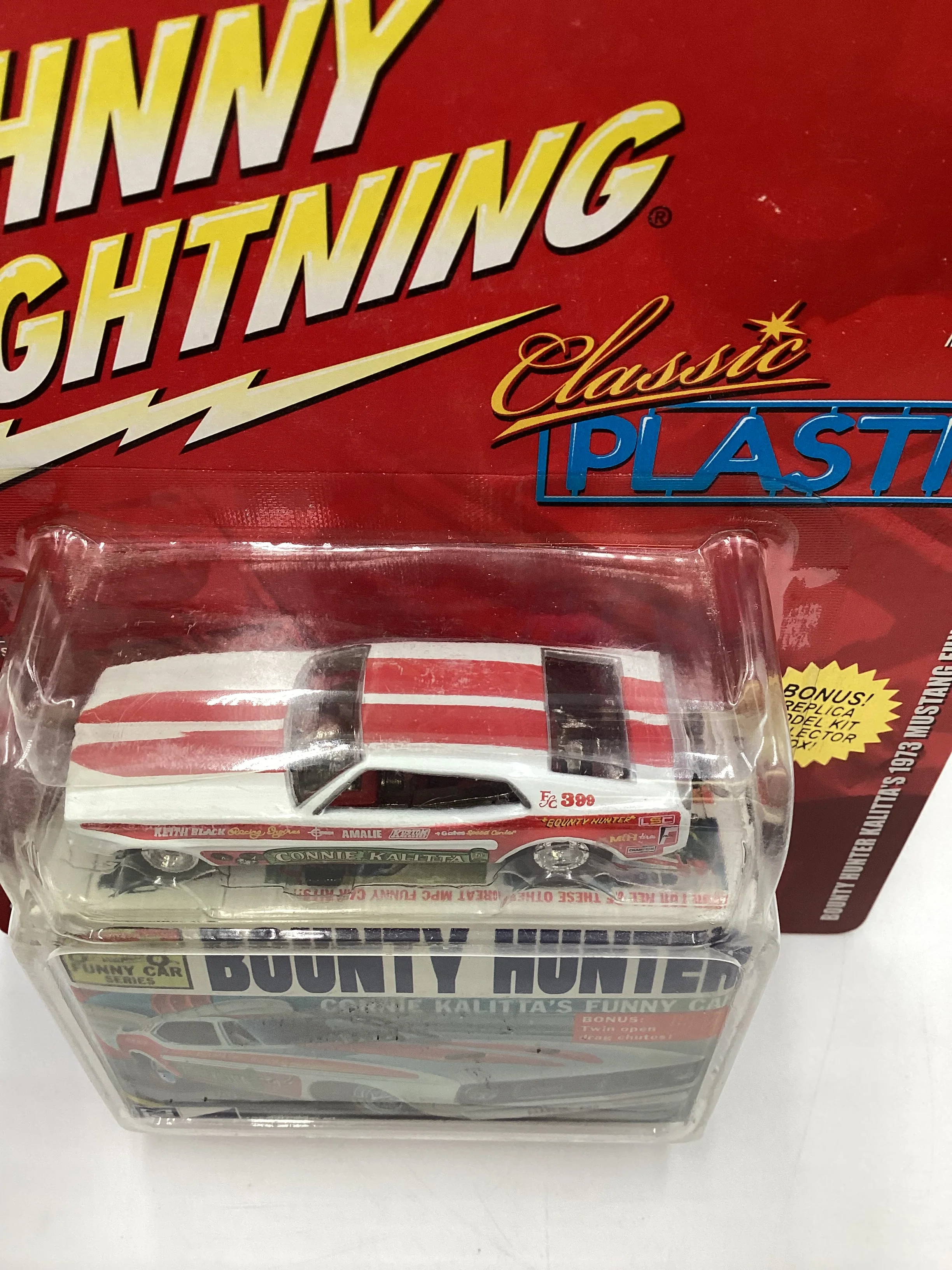 Johnny lightning Classic Plastic #9 Bounty Hunter Kalittas 73 Mustang Funny Car White 231D - Image 6