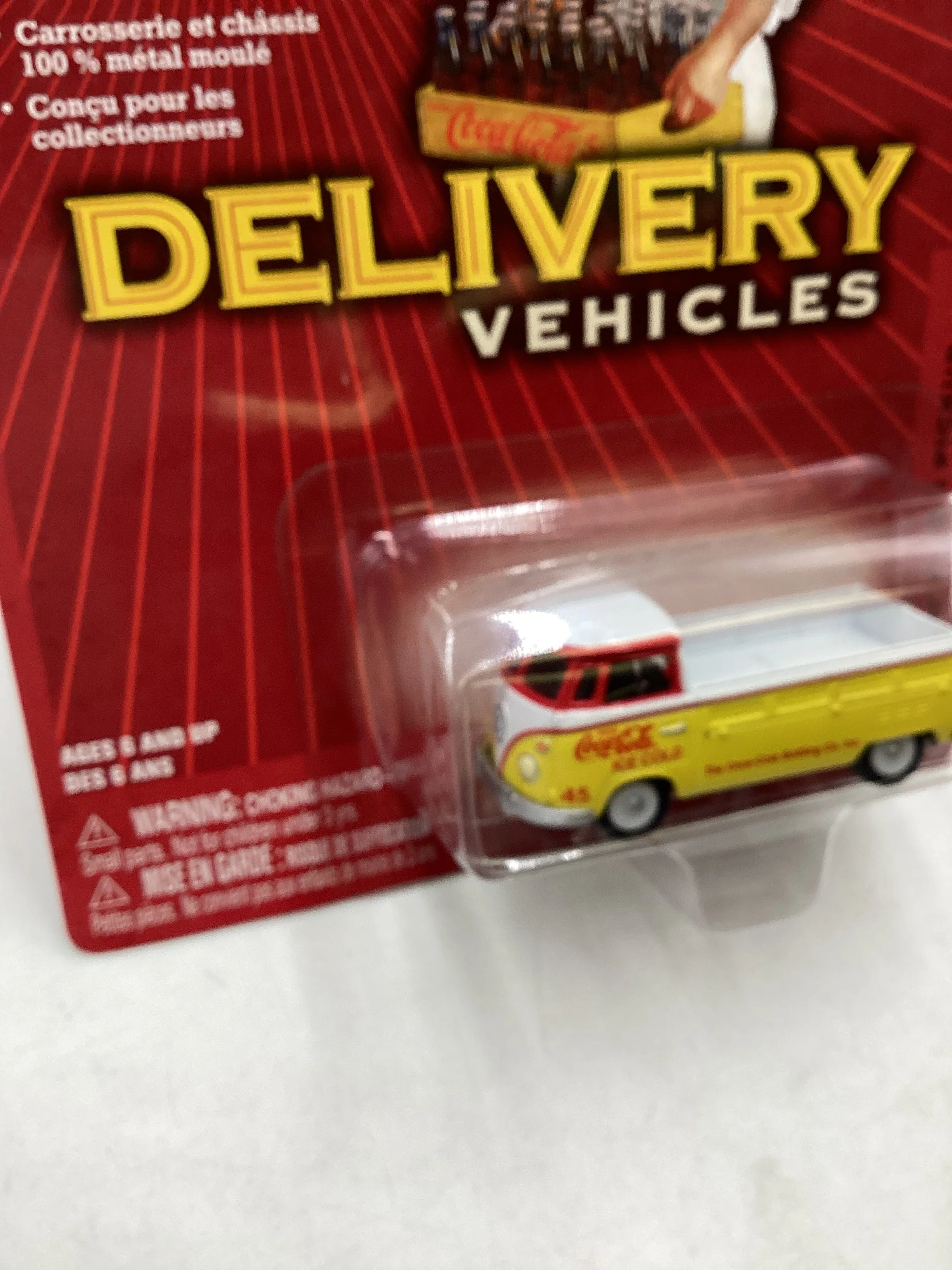 Johnny Lightning Coca Cola Delivery Vehicles 1965 VW Type 2 Pickup 232C - Image 5