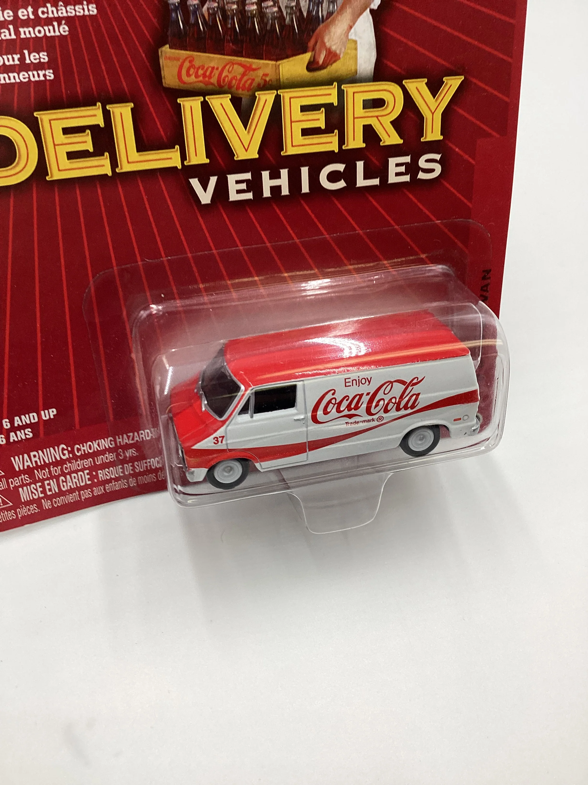 Johnny Lightning Coca Cola Delivery Vehicles 1976 Dodge Van 232C - Image 5