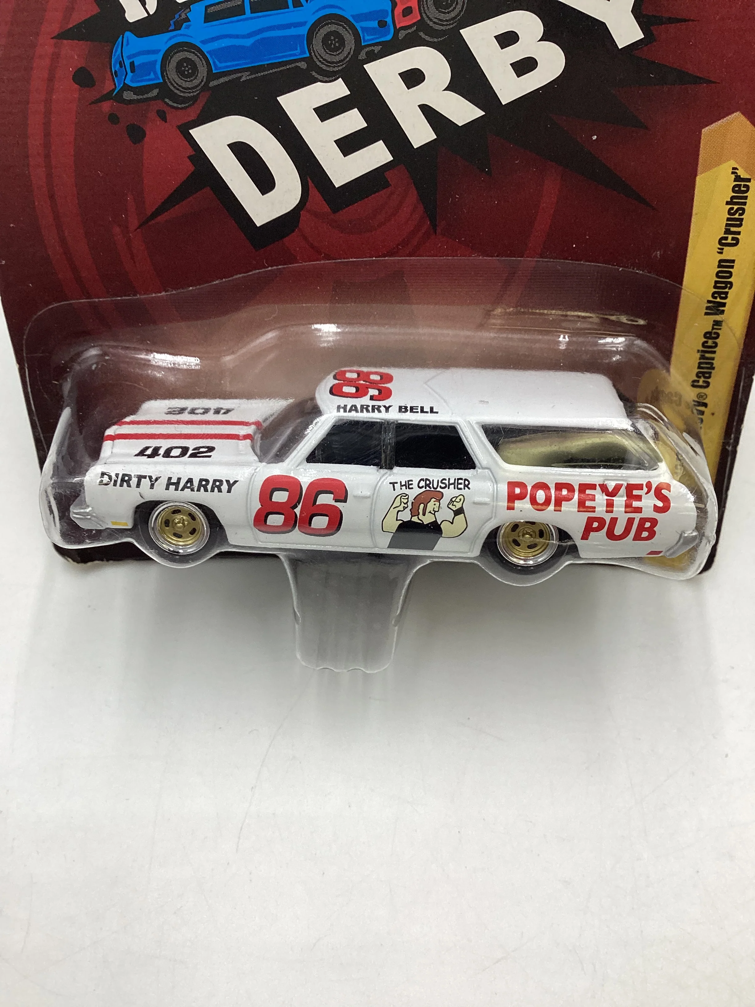 Johnny Lightning Demolition Derby #15 1973 Chevy Caprice Wagon Crusher White - Image 3