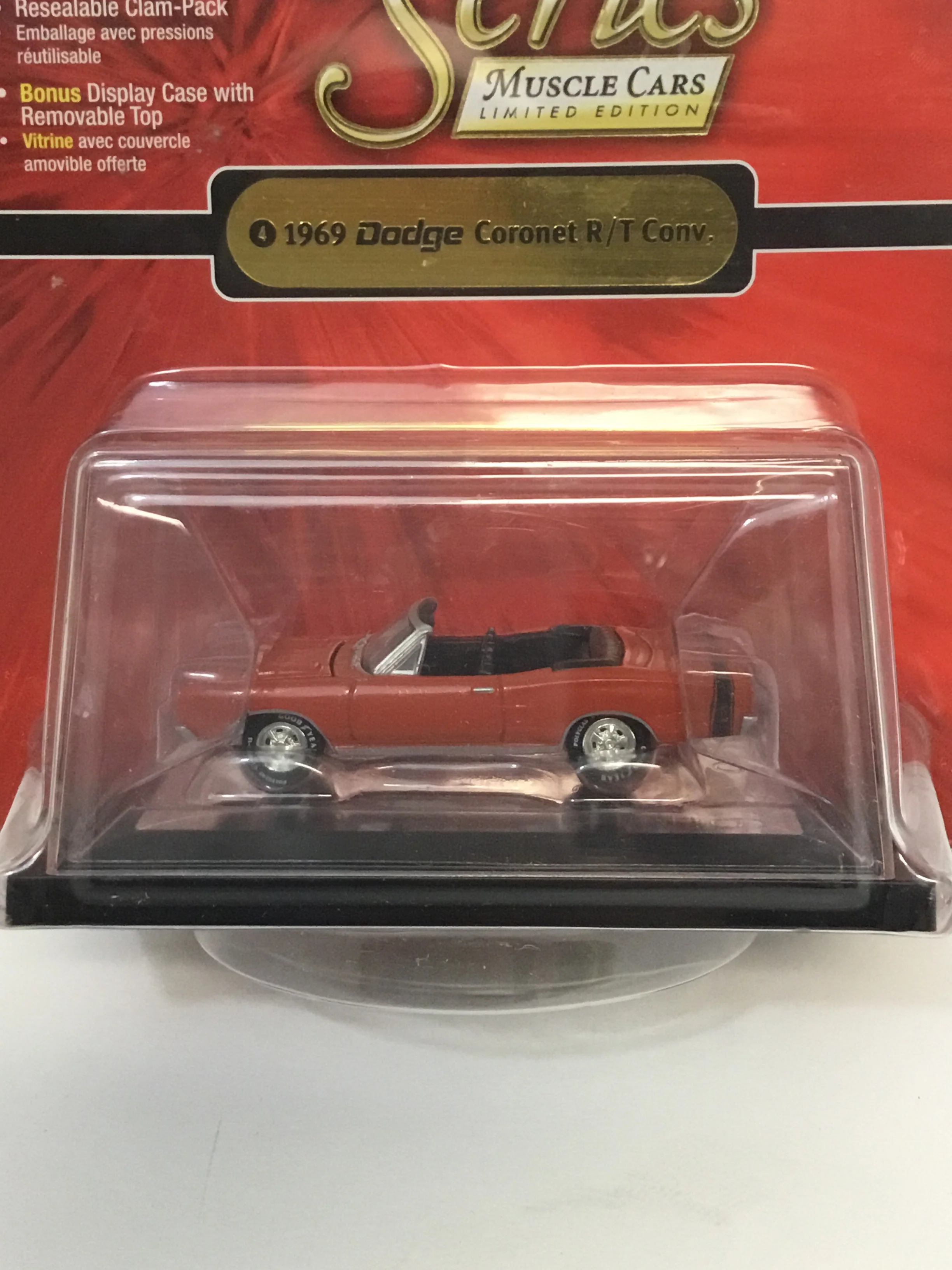 Johnny Lightning Gold series muscle cars 1969 dodge coronet R/T convertible 209G - Image 3