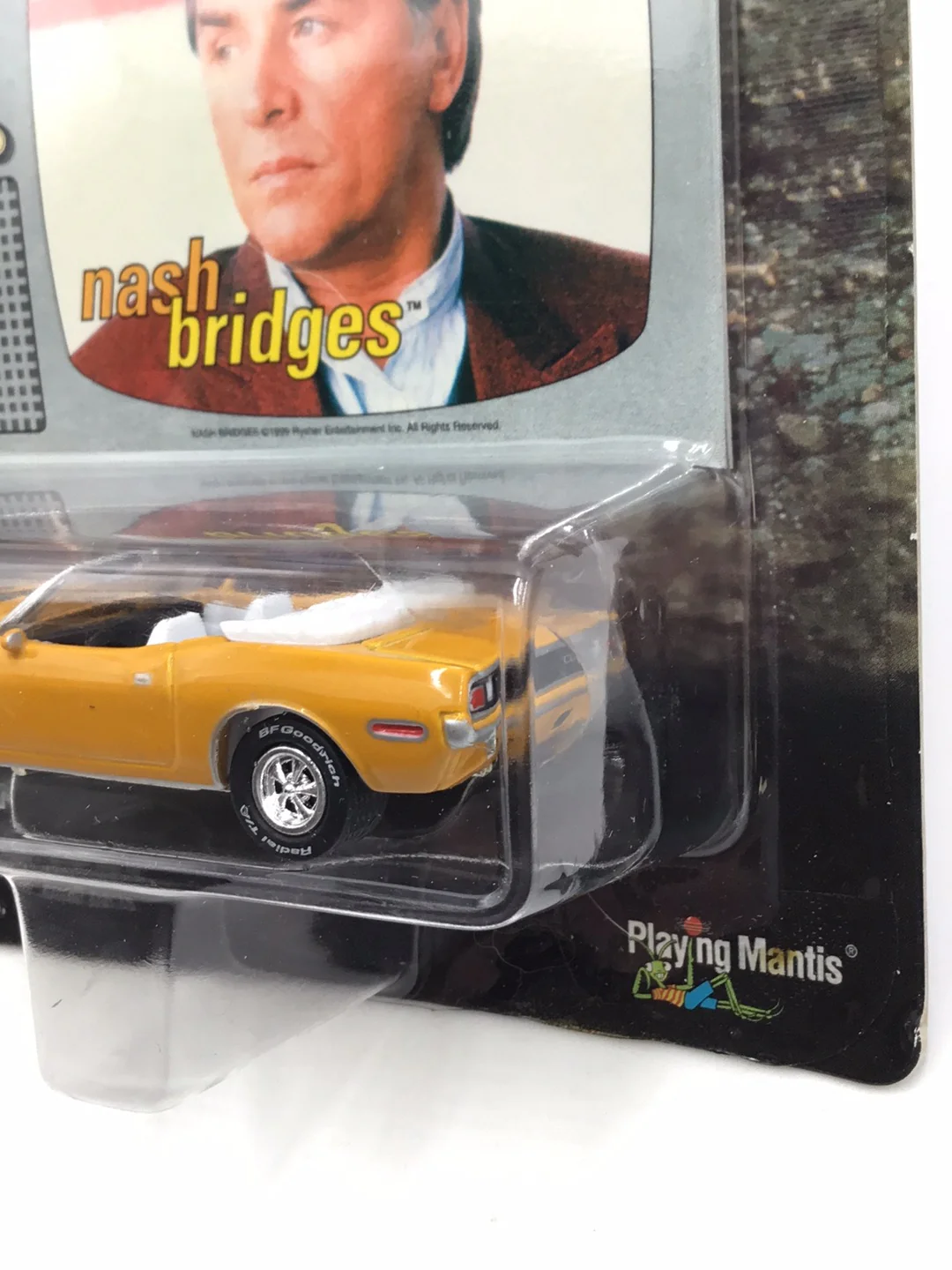 Johnny Lightning Hollywood on wheels Nash Bridges 1971 Hemi Cuda OO1 - Image 4