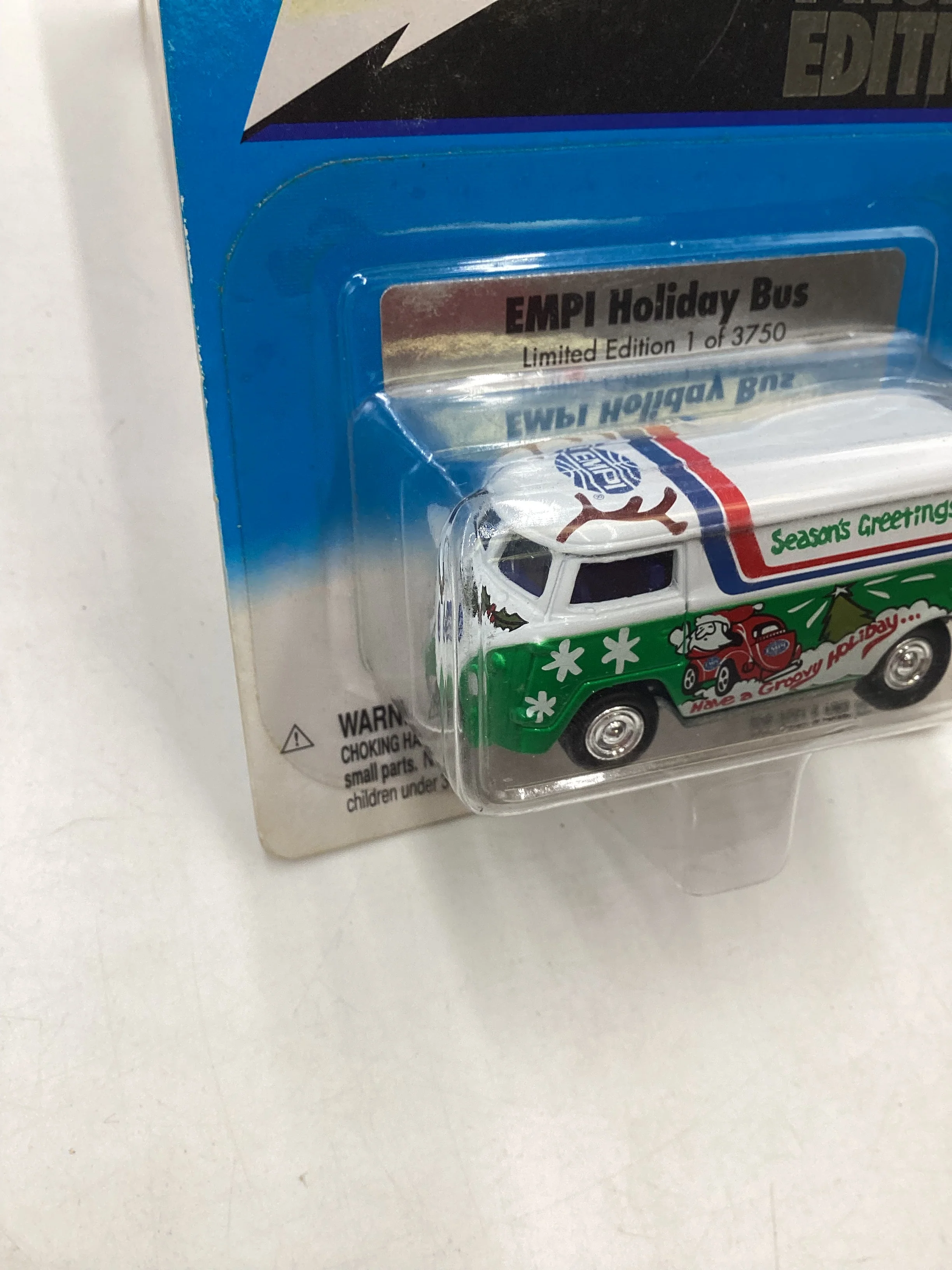 Johnny Lightning Liberty Promo Edition Empi Holiday Bus with protector 1/3750 - Image 4