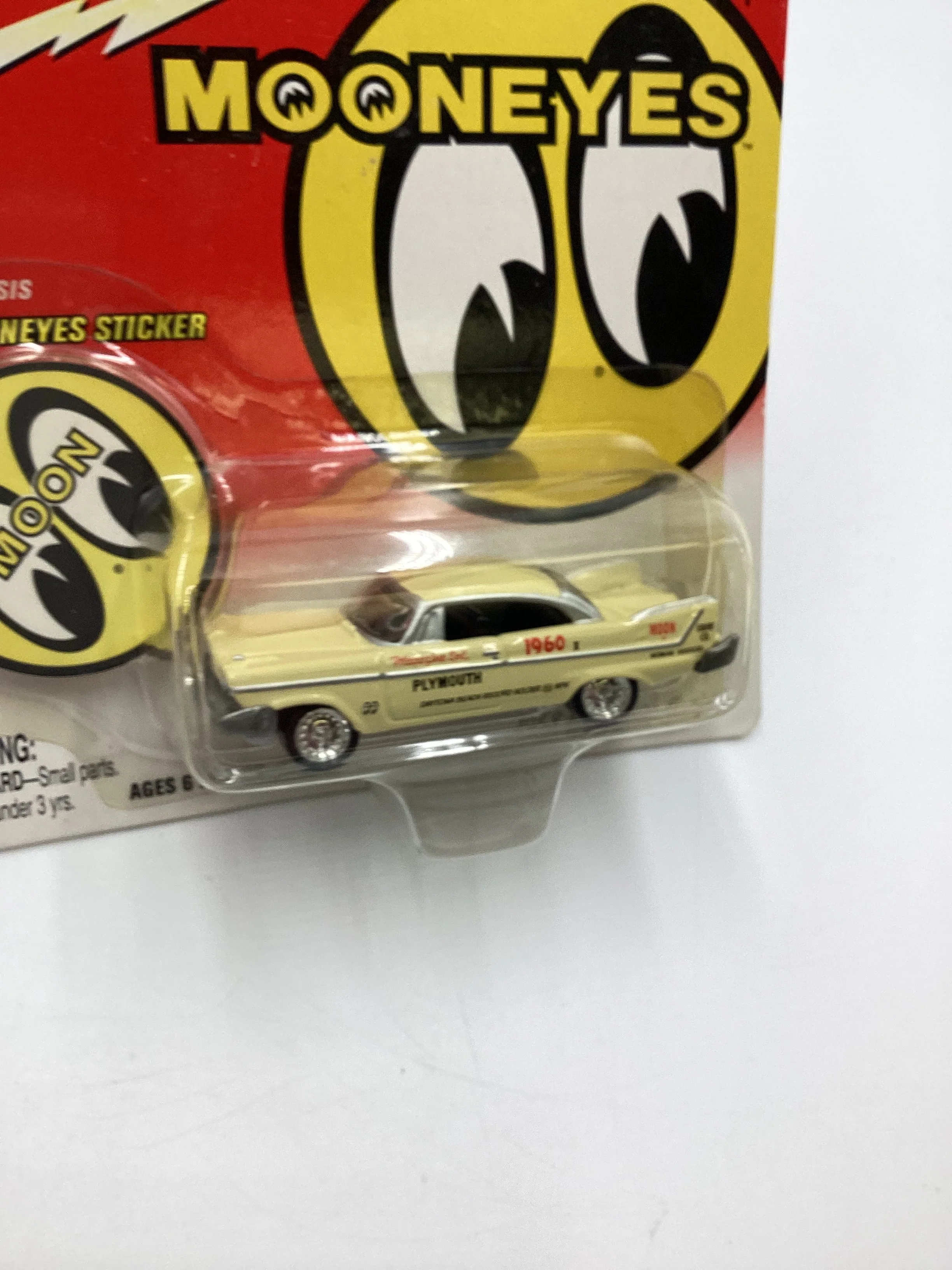 Johnny Lightning Mooneyes 1958 Plymouth Fury Yellow 232A - Image 5