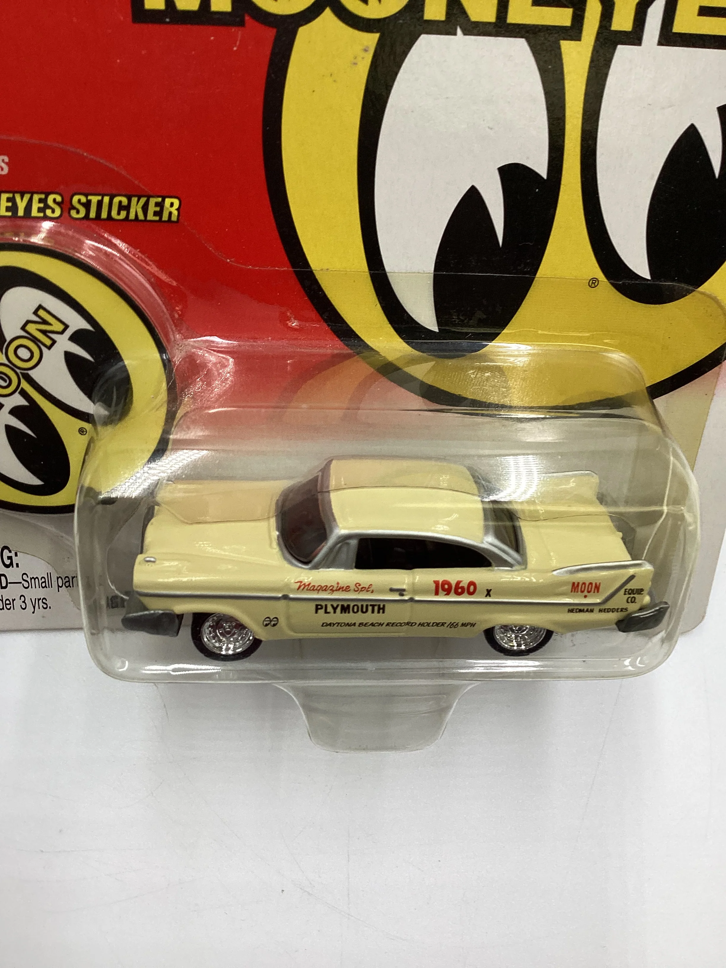 Johnny Lightning Mooneyes 1958 Plymouth Fury Yellow 232A - Image 6