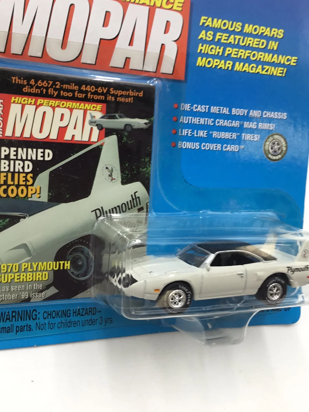 Johnny Lightning Mopar 1970 Plymouth Superbird - Image 3
