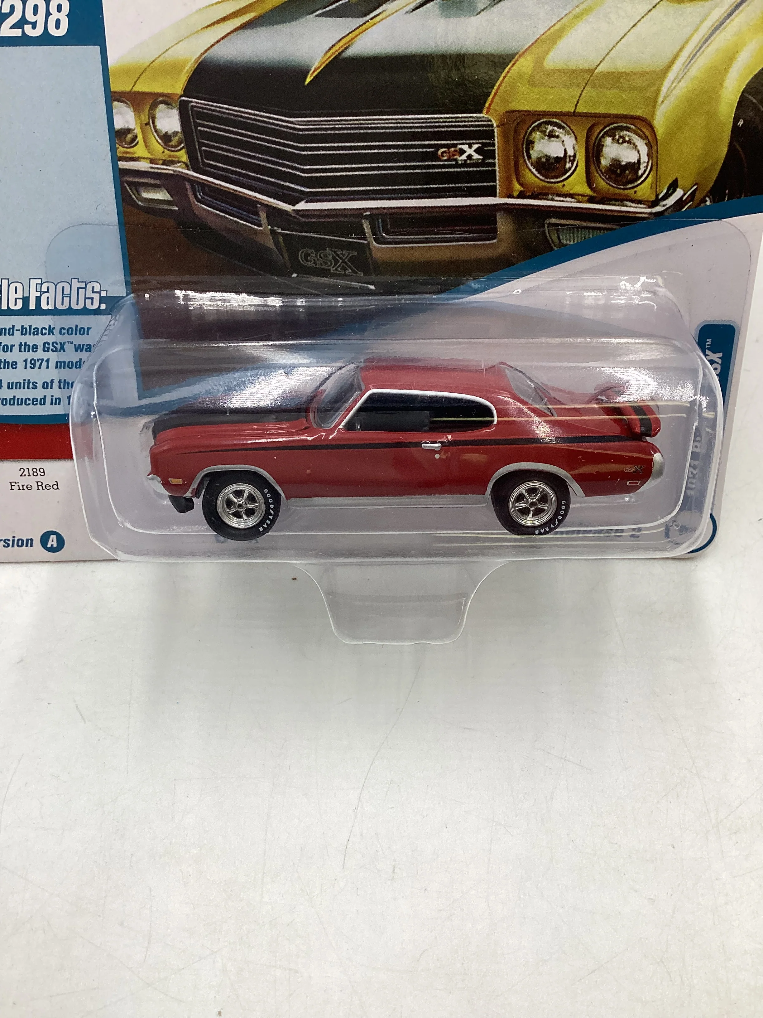 Johnny Lightning Muscle Cars USA 1971 Buick GSX Red 229B - Image 3