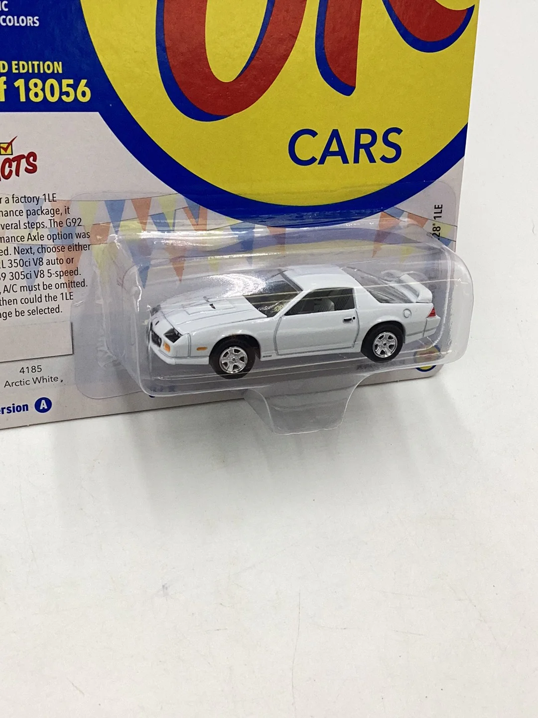 Johnny Lightning Muscle Cars USA 1991 Chevy Camaro Z28 1LE White 230B - Image 4