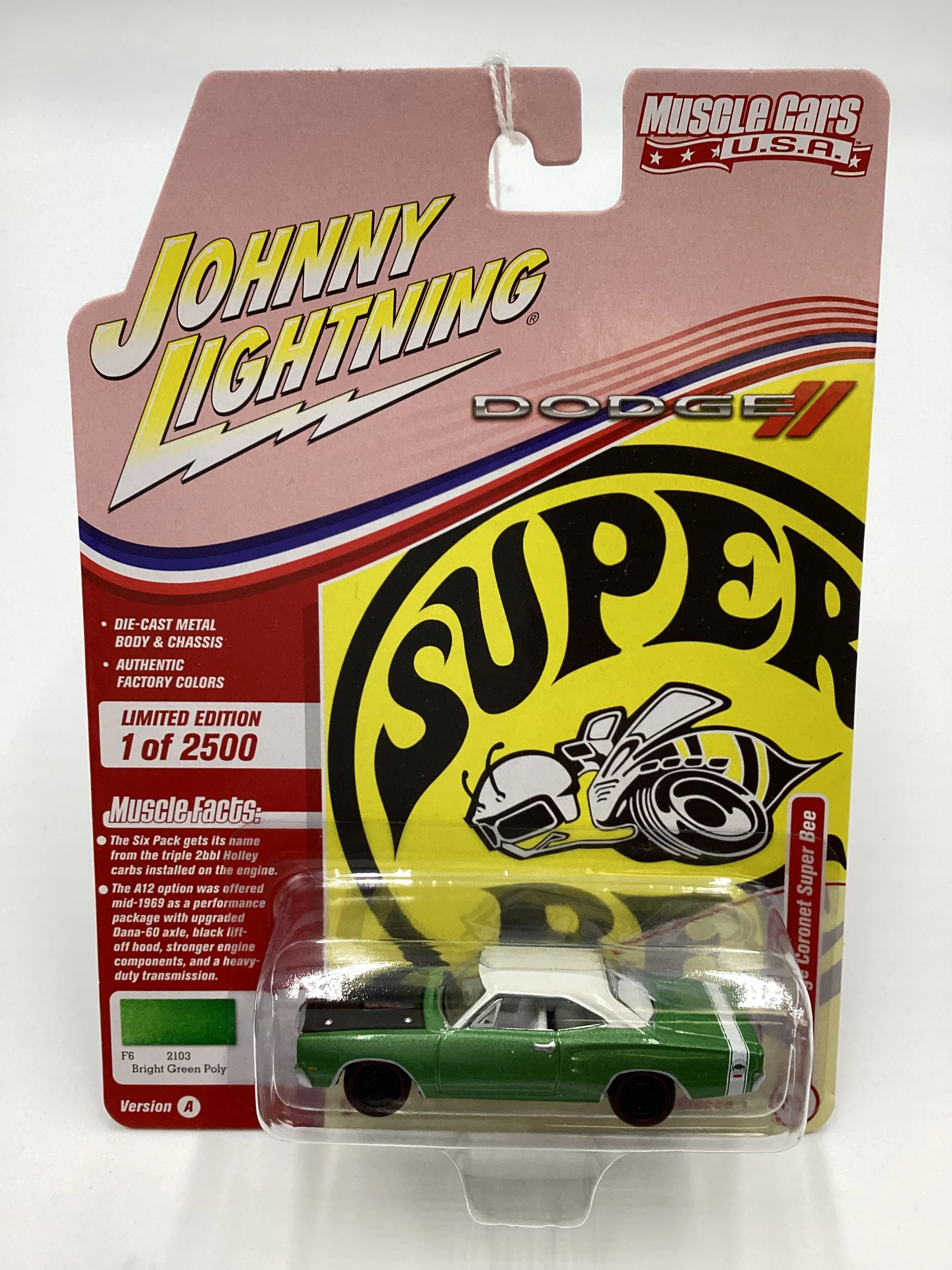 Johnny Lightning Muscle Cars USA Release 1 Version A 1969 1/2 Dodge Coronet Super Bee Green 229F - Image 2