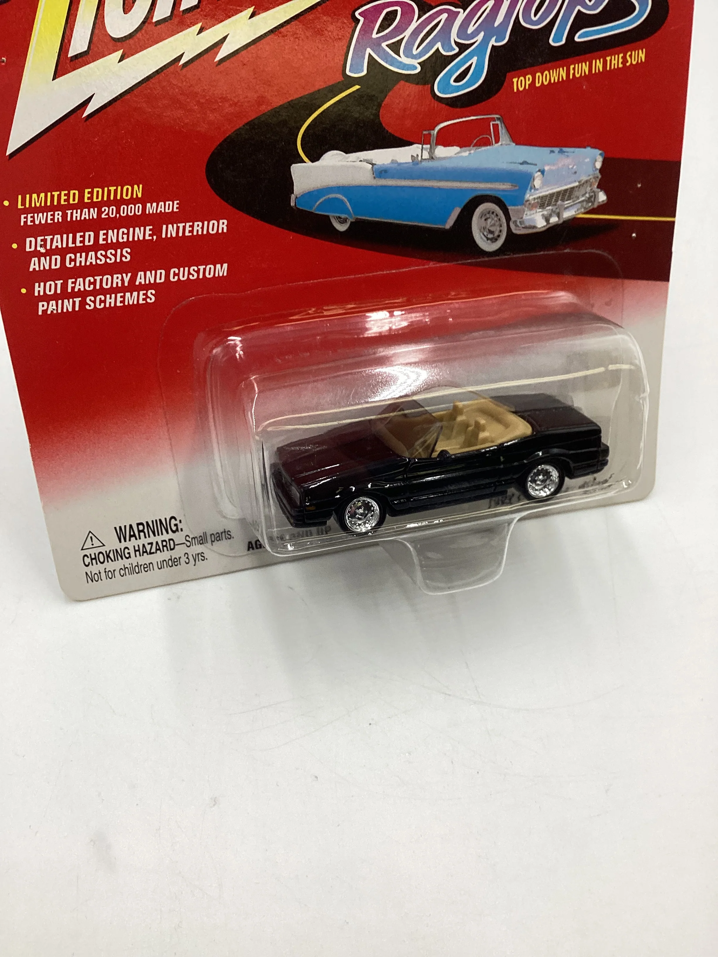 Johnny Lightning Ragtops 1992 Cadillac Allante Black Staple Holes 185D - Image 5