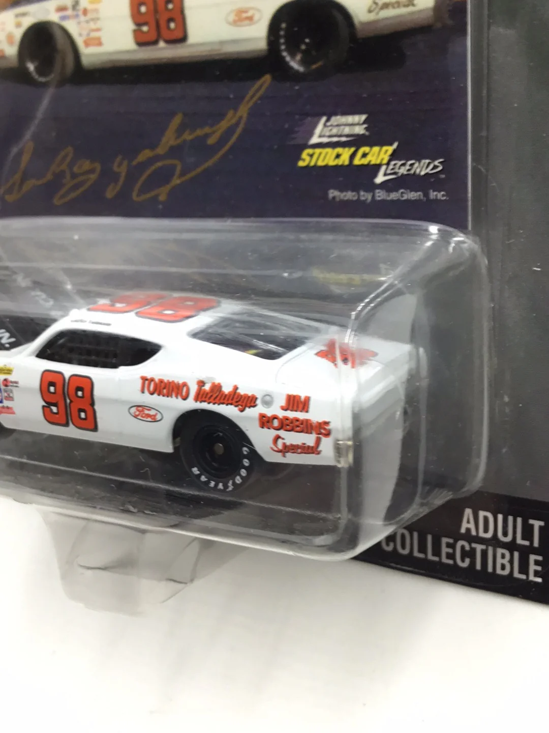 Johnny lightning Stock Car Legends #98 Leeroy Yarbrough Ford Talladega QQ1 - Image 4