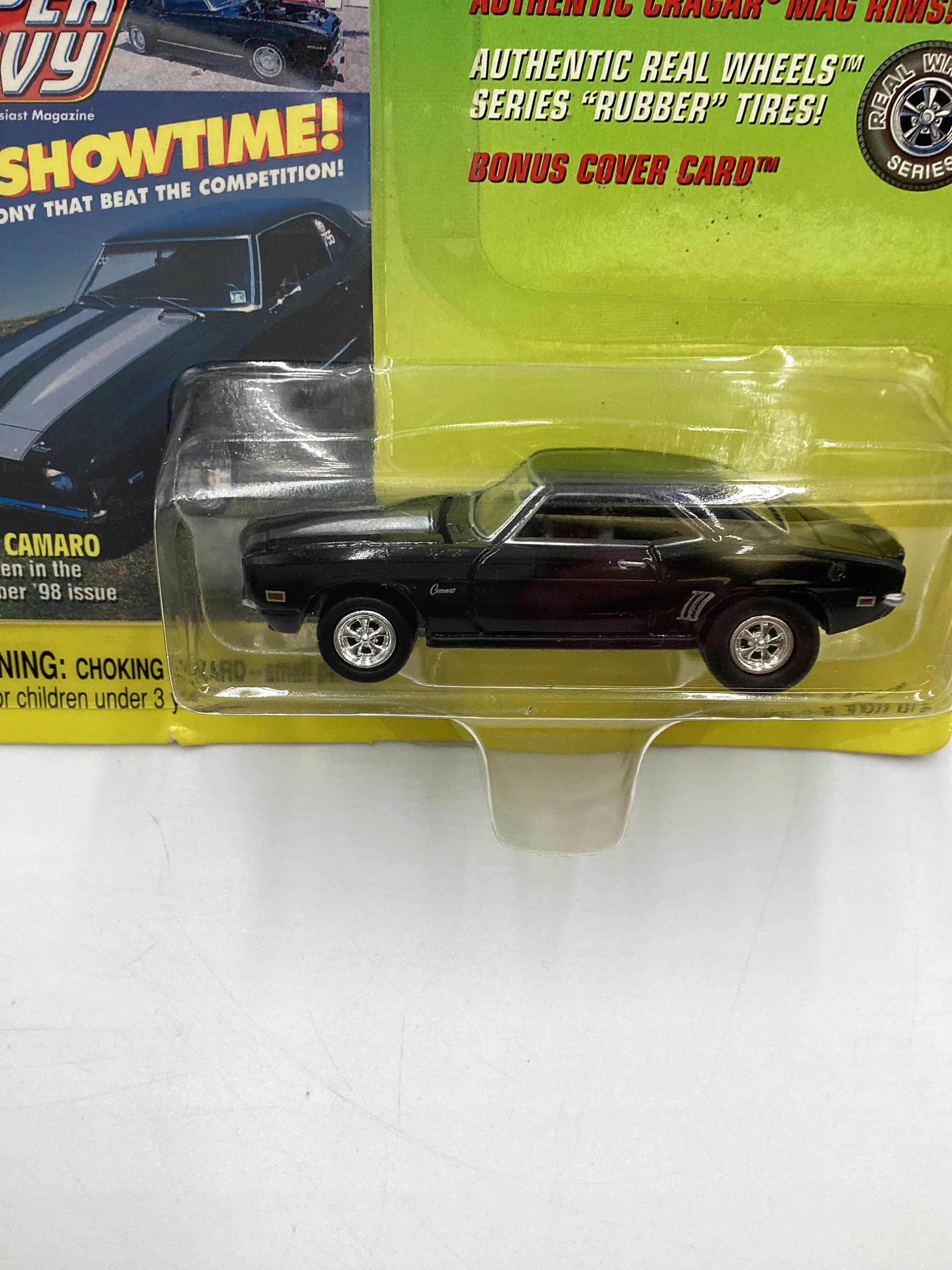 Johnny Lightning Super Chevy 1969 Chevy Camaro Black 218C - Image 3