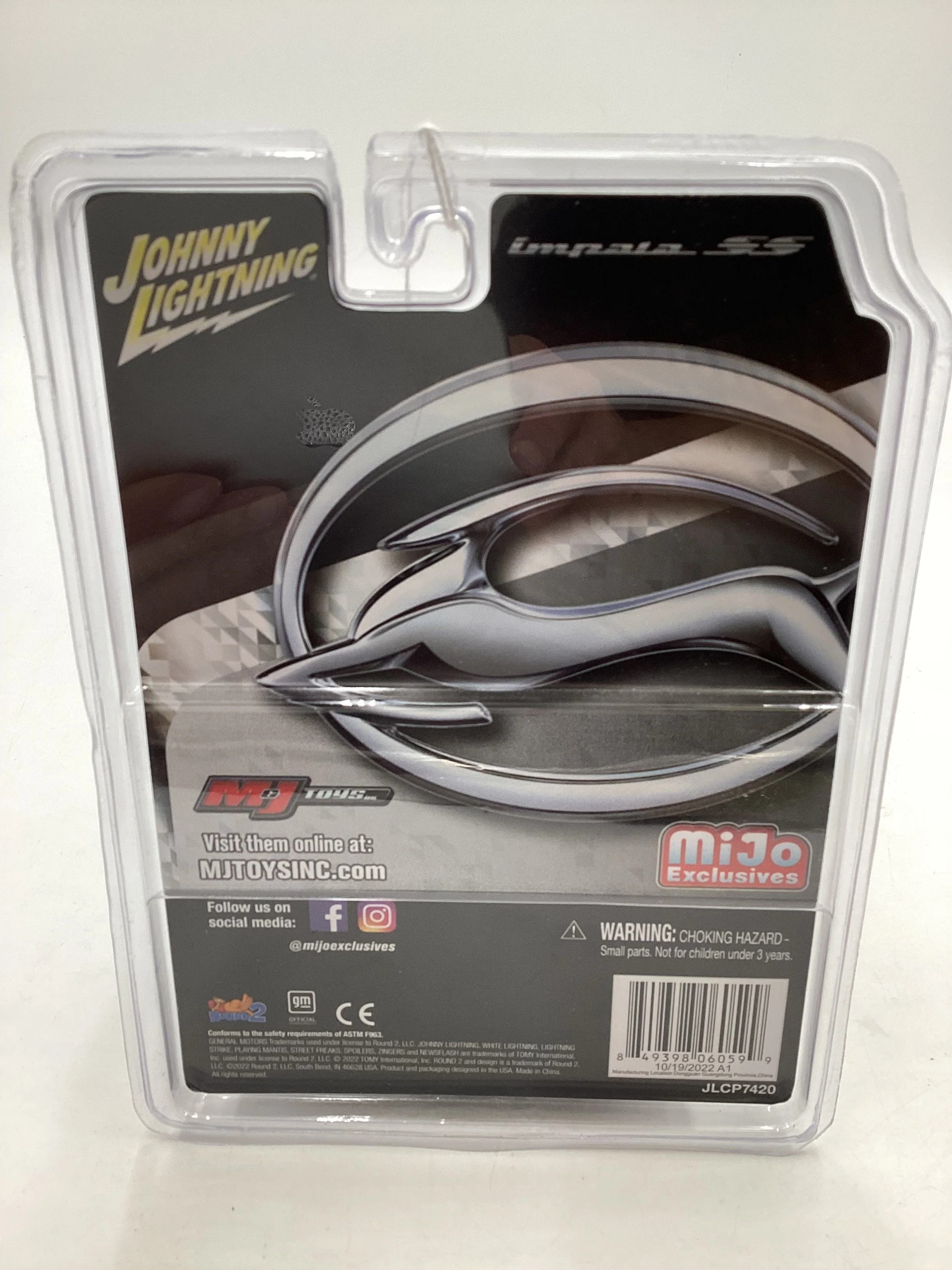 Johnny lightning x Mijo Exclusives 1996 Chevrolet Impala SS Gray 218B - Image 6