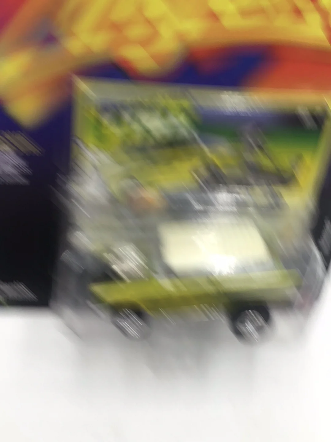 Johnny lightning zingers 1957 Chevy Nomad Lime MM5 - Image 5