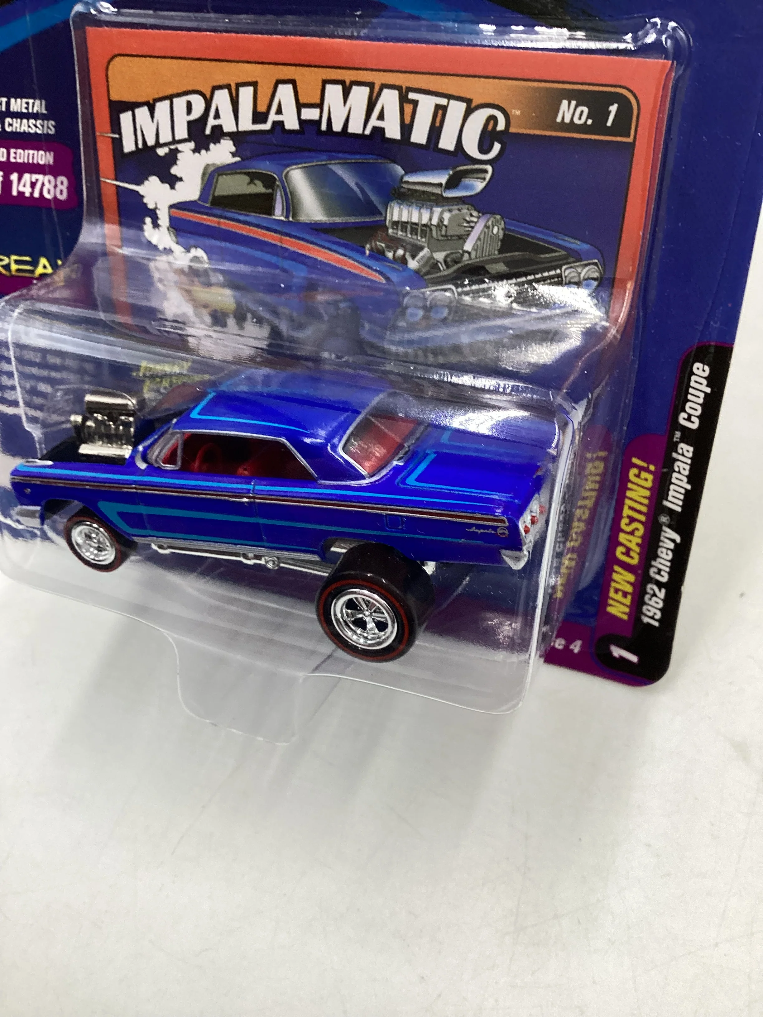 Johnny Lightning ZINGERS Series 1 1962 Chevy Impala Coupe Blue 219C - Image 4