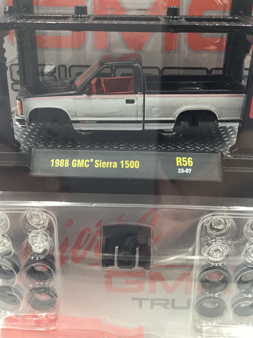 M2 1988 GMC R56 model kit - Image 2
