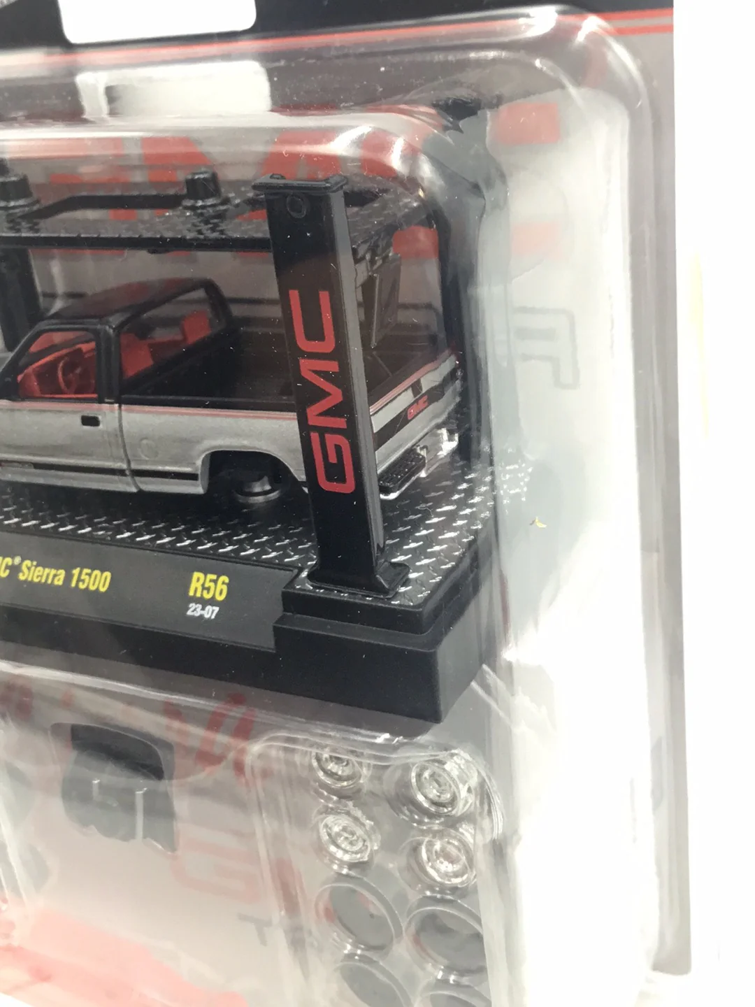 M2 1988 GMC R56 model kit - Image 5