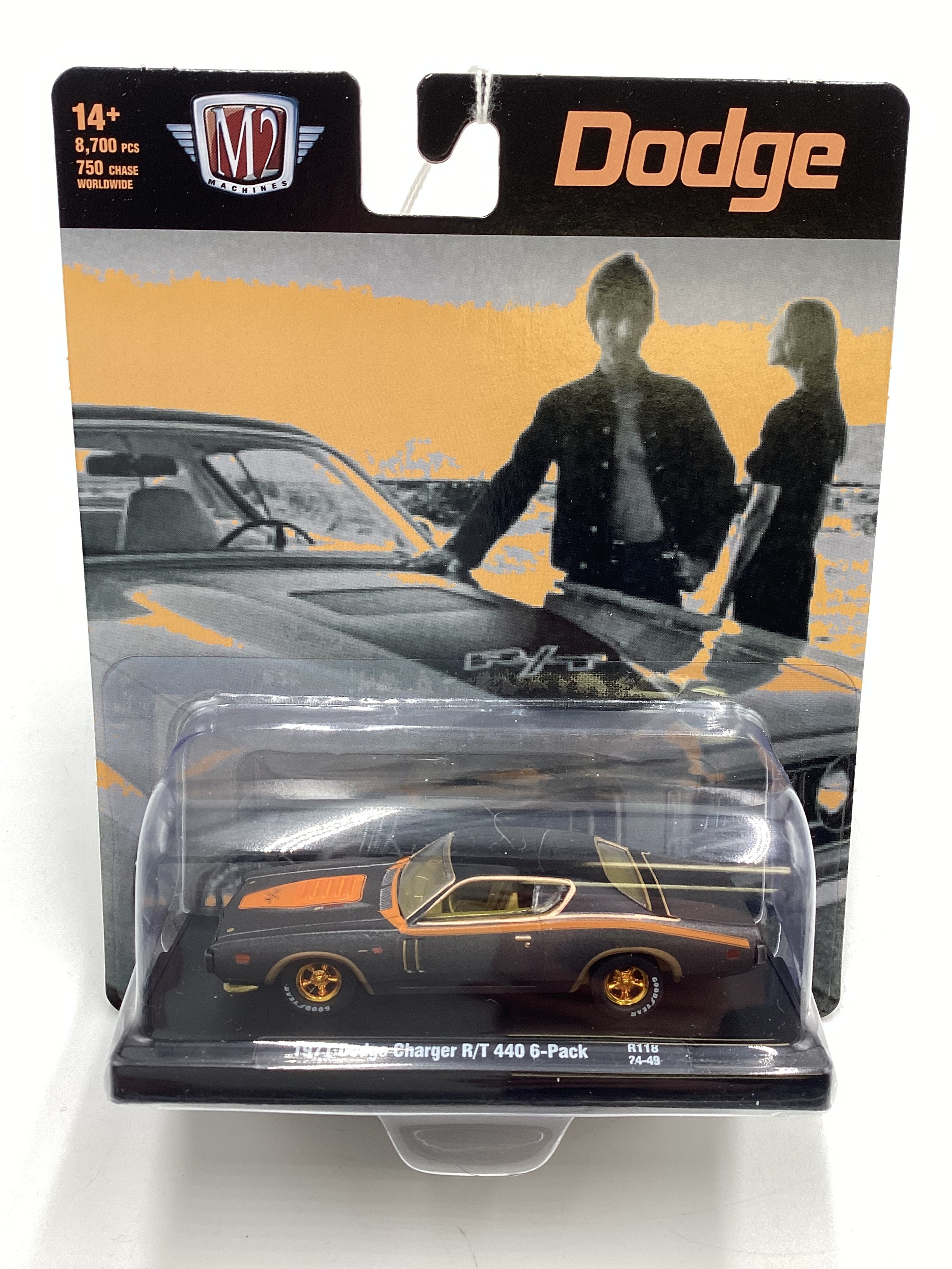 M2 Machines 1971 Dodge Charger R/T 440 6-Pack Gray R118 Chase - Image 2