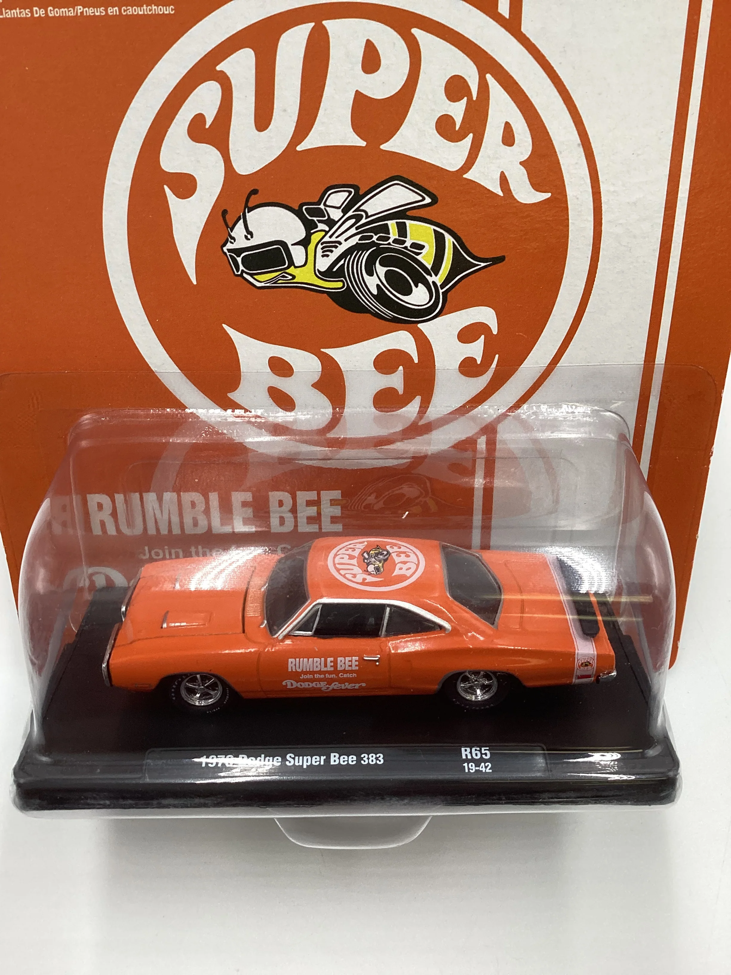 M2 Machines Auto Drivers Superbee 1970 Dodge Super Bee 383 R66 Orange 195E - Image 6
