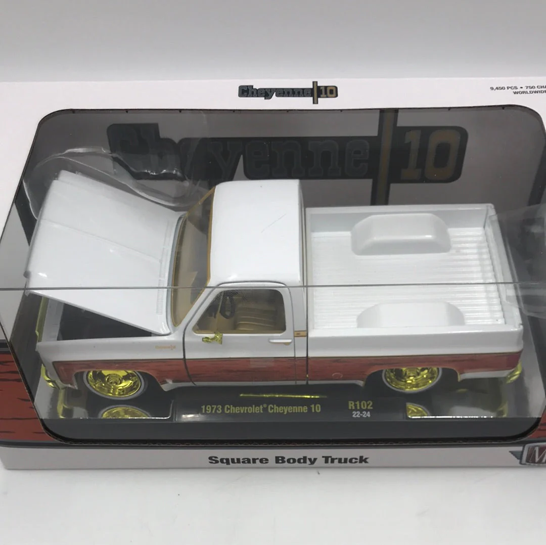 M2 Machines 1/24 chase 1973 Chevrolet Cheyenne 10 white R102 - Image 6