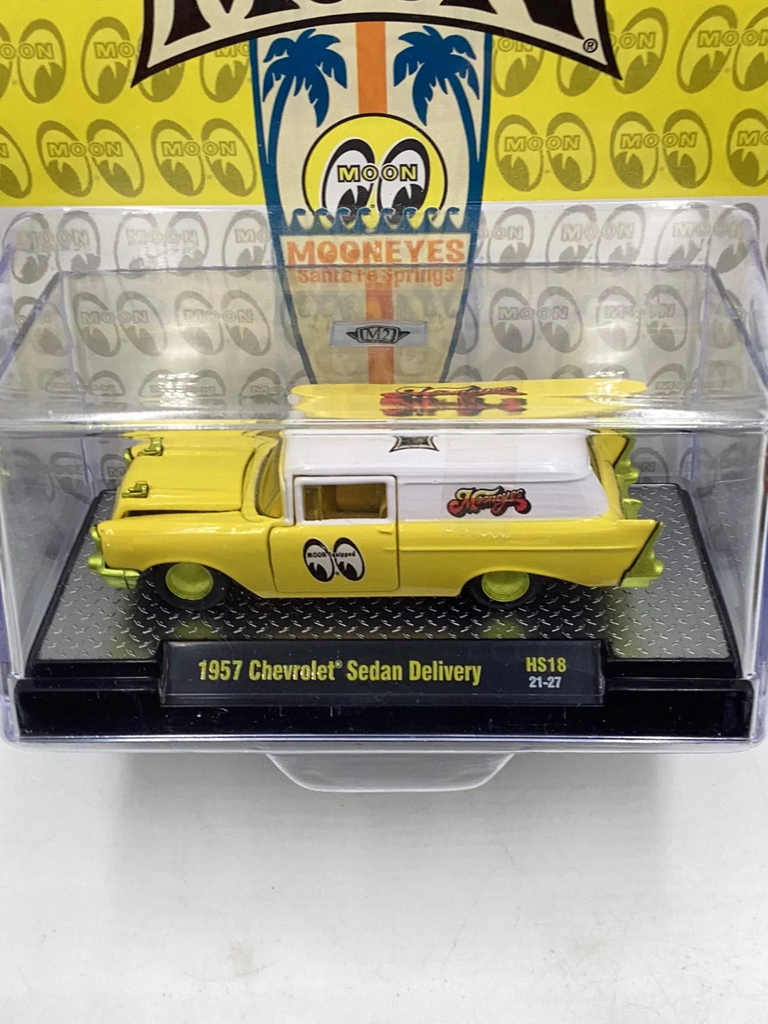 M2 MACHINES 1/64 HOBBY EXCLUSIVE Chase MOONEYES 1957 CHEVY DELIVERY LIMITED EDITION HS18 - Image 5