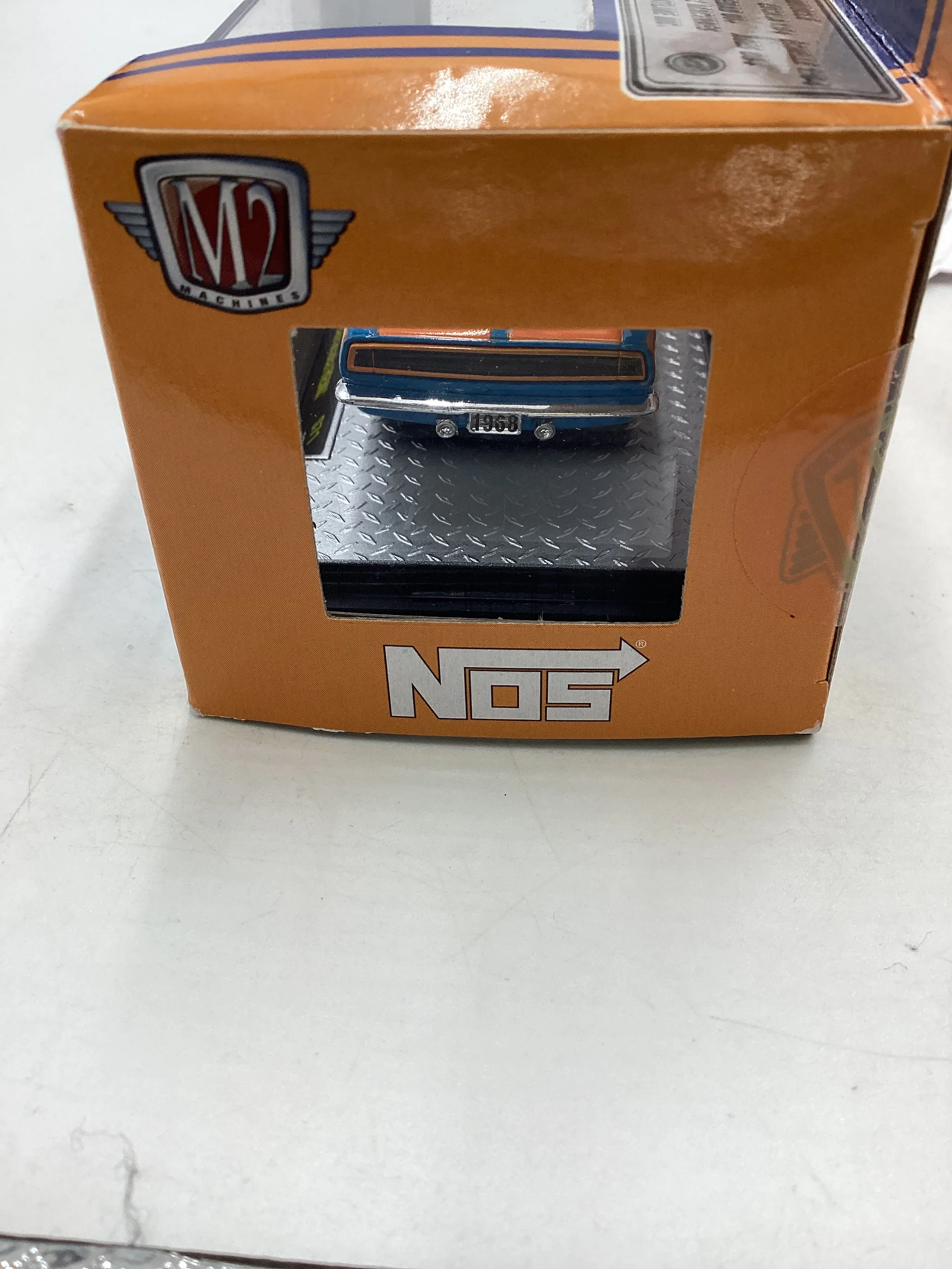 M2 Machines 1968 Plymouth Barracuda Hemi NOS - Image 3