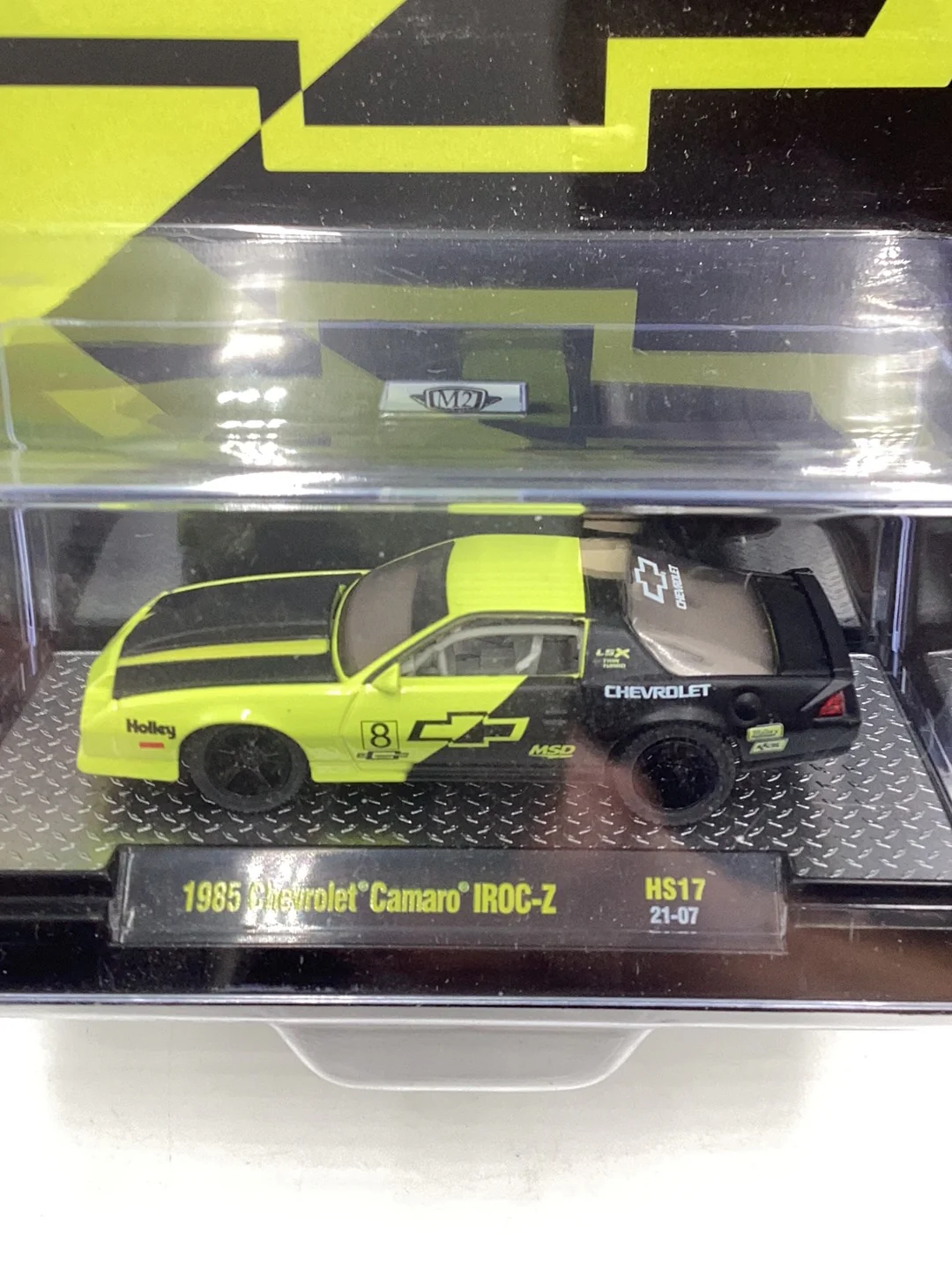 M2 Machines 1985 Chevrolet Camaro Iroc-Z CHASE - Image 5