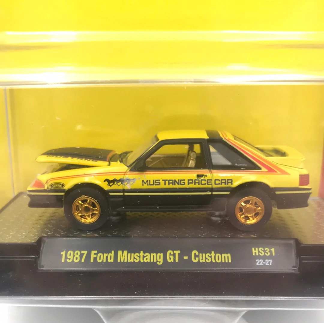 M2 Machines 1987 Ford Mustang GT Custom CHASE hobby exclusive mustang pace car HS31 - Image 2