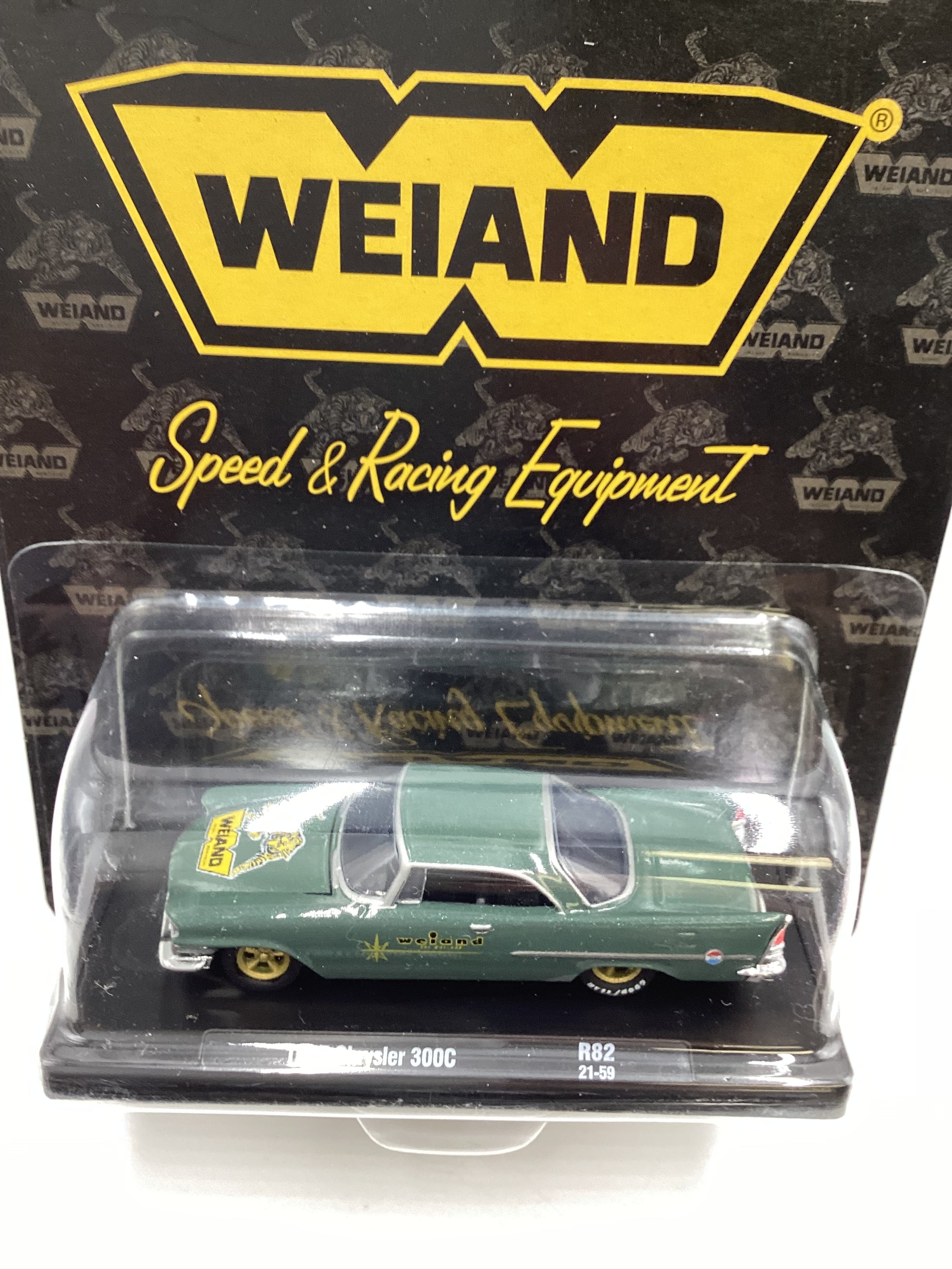 M2 Machines Auto Driver Weiand 1957 Chrysler 300C Olive Green R82 191i - Image 6