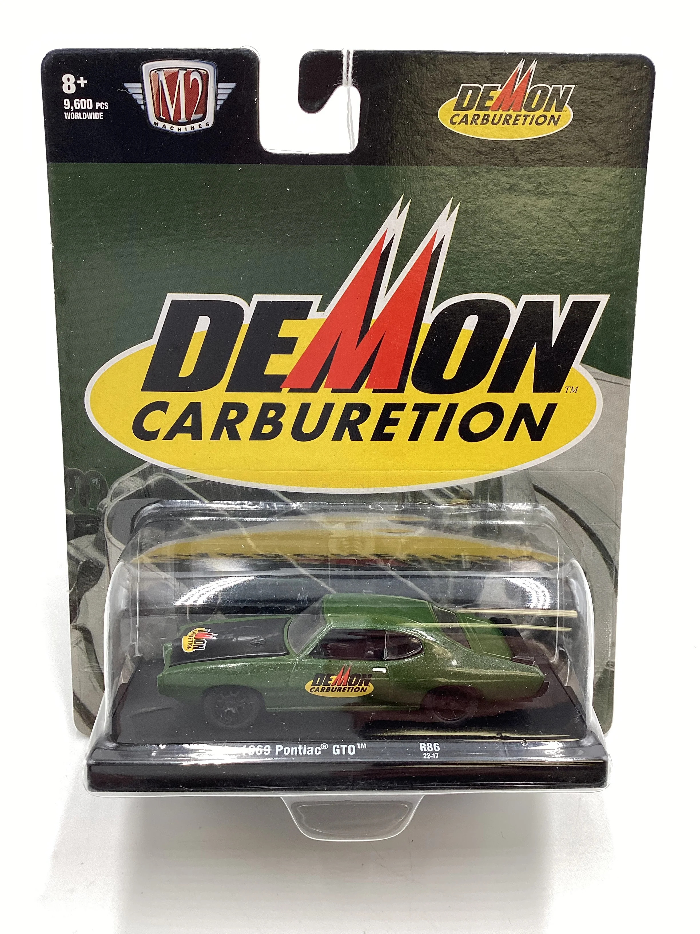M2 Machines Auto driver Demon Carburation 1969 Pontiac GTO Green R86 189B - Image 2