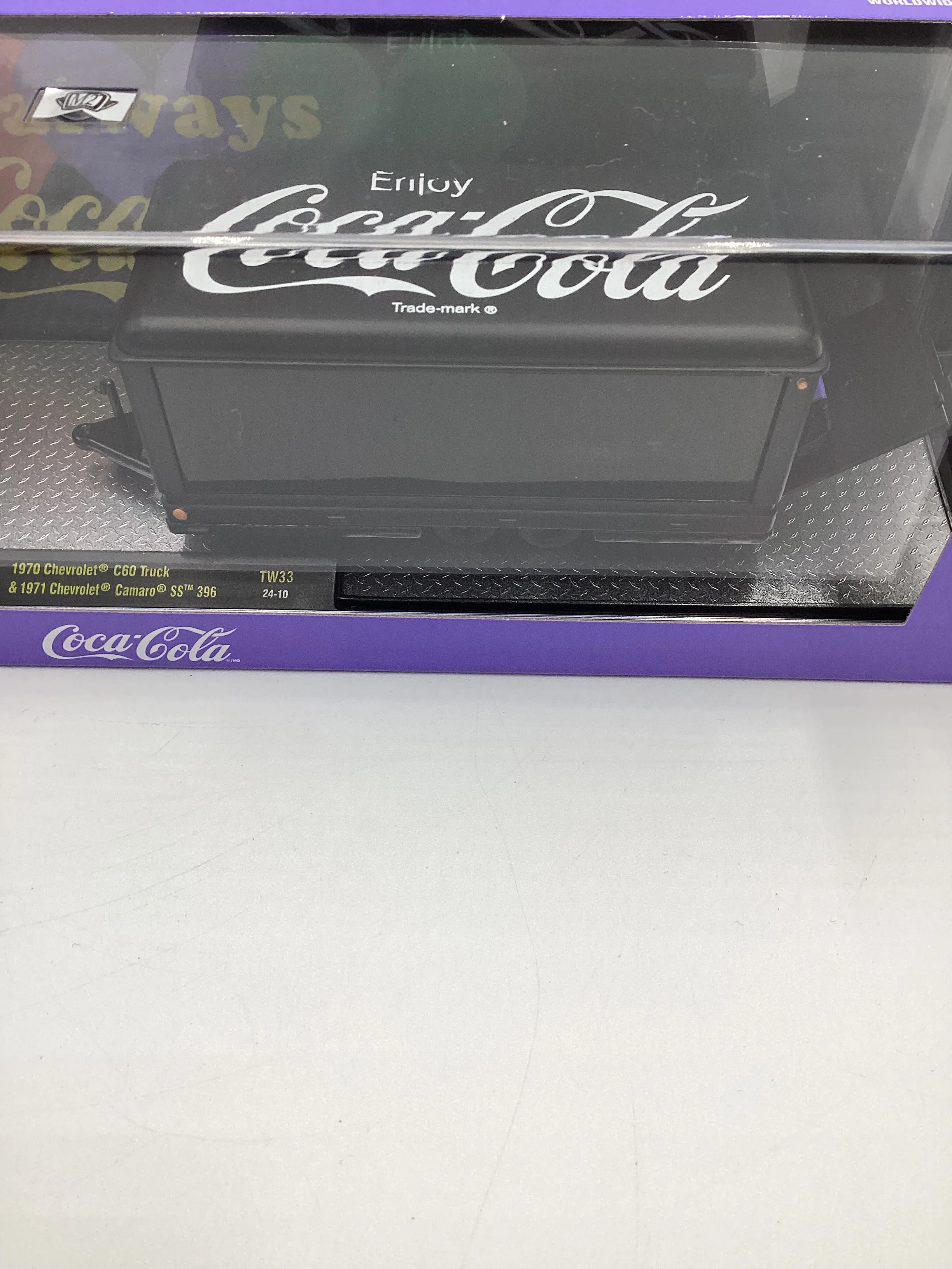 M2 Machines Auto Haulers Coca Cola 1970 Chevrolet C60 Truck & 1971 Chevrolet Camaro SS 396 Purple TW33 - Image 4