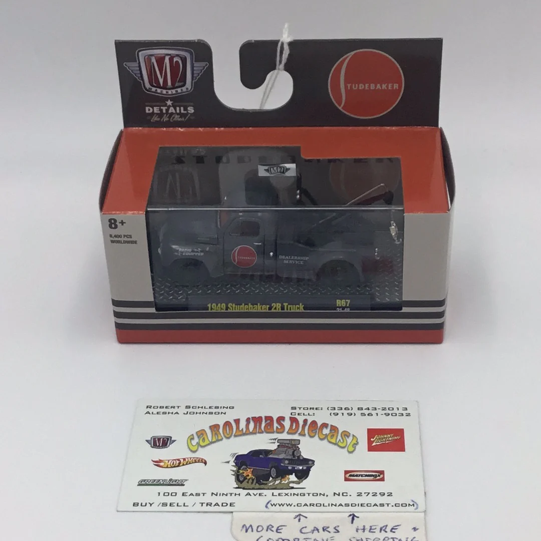 M2 Machines auto-thentics 1949 Studebaker 2R Truck R67