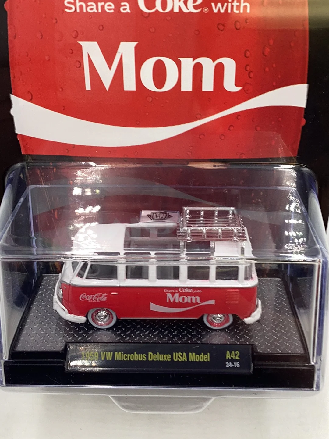 M2 Machines Coca Cola 1959 VW Microbus Deluxe USA Model A42 - Image 6
