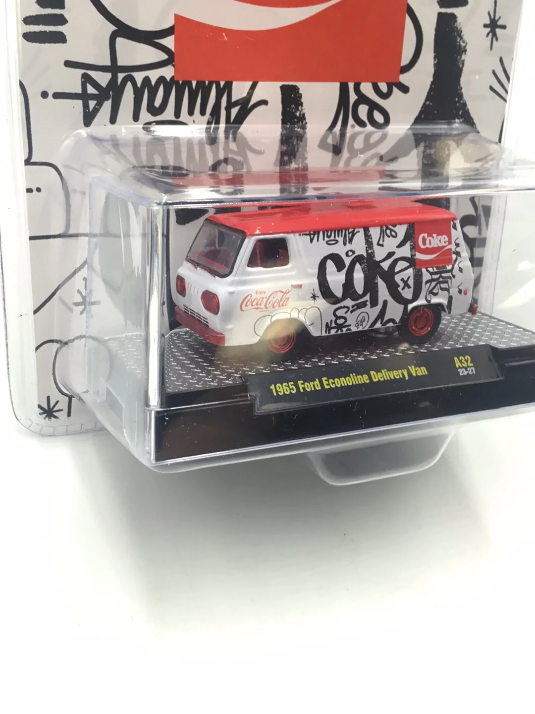 M2 Machines Coca Cola 1965 Ford Econoline Delivery Van CHASE A32 - Image 3