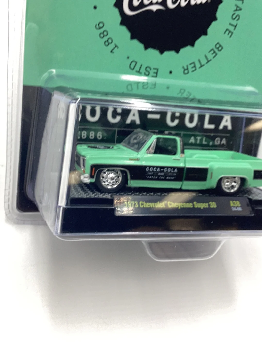 M2 Machines Coca Cola 1973 Chevrolet Cheyenne Super 30 A38 188D - Image 4