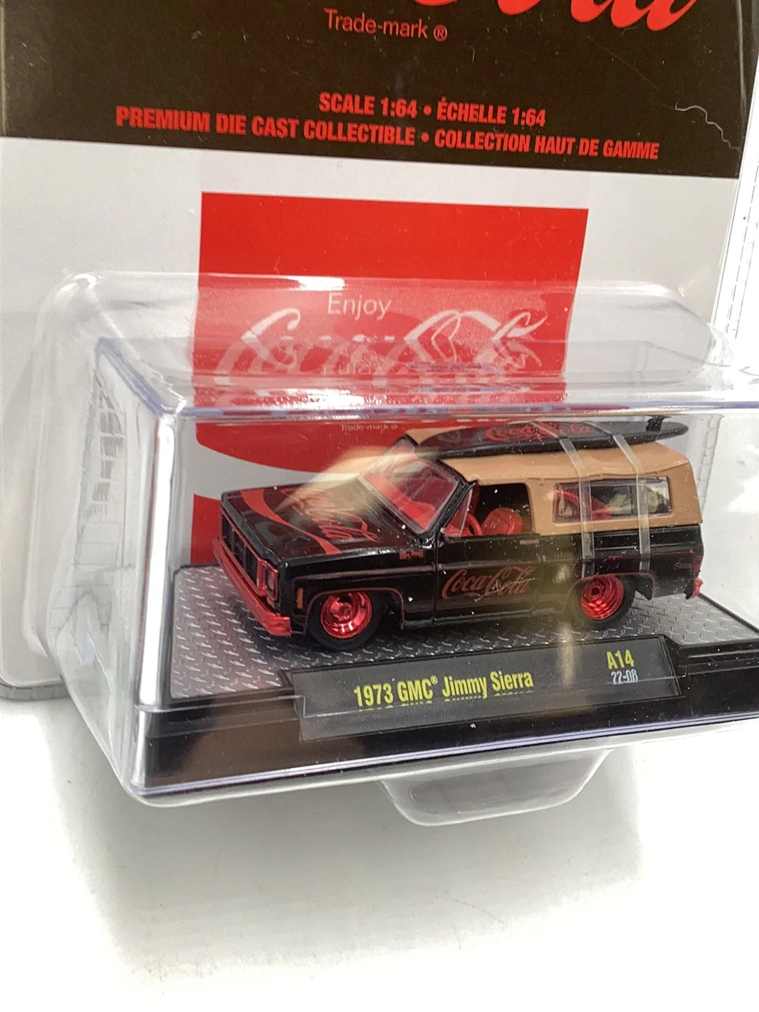 M2 Machines Coca Cola 1973 GMC Jimmy Sierra A14 Chase - Image 3