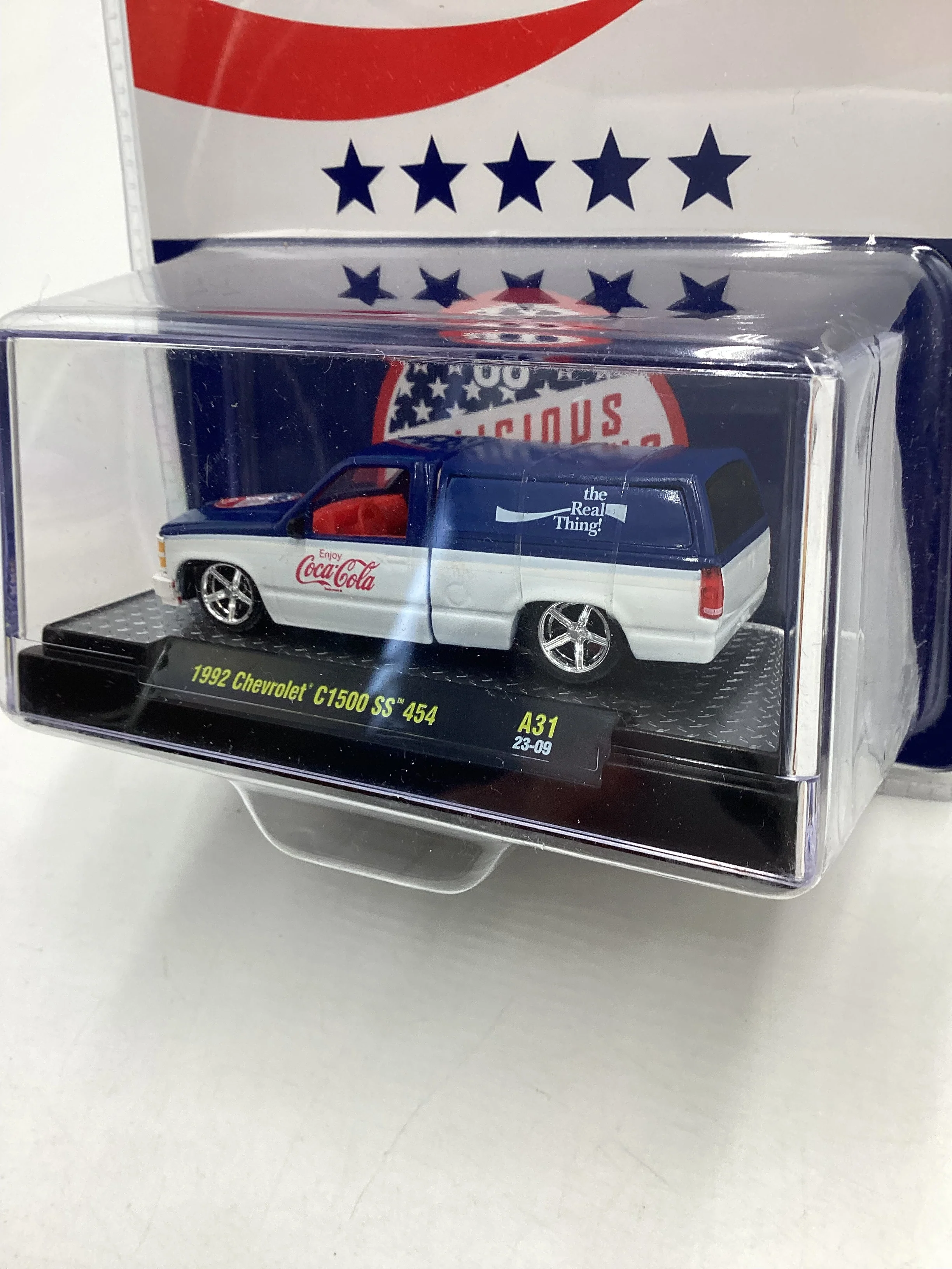 M2 Machines Coca Cola 1992 Chevrolet C1500 SS 454 A31 197D - Image 4