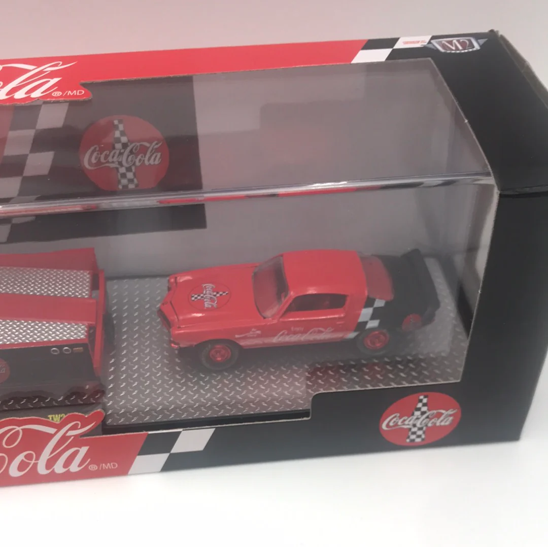 M2 Machines Coke haulers 1968 Chevrolet C60 Truck & 1971 Chevrolet Camaro CHASE TW21 - Image 3
