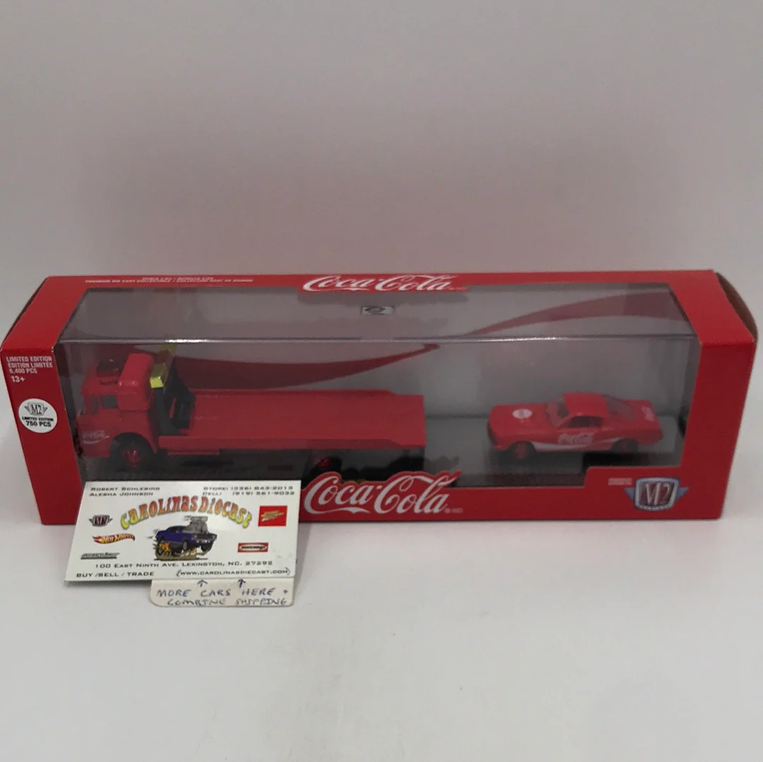 M2 Machines Coke haulers 1970 Ford C-950 1965 Ford Mustang Fastback 2+2 CHASE TW15
