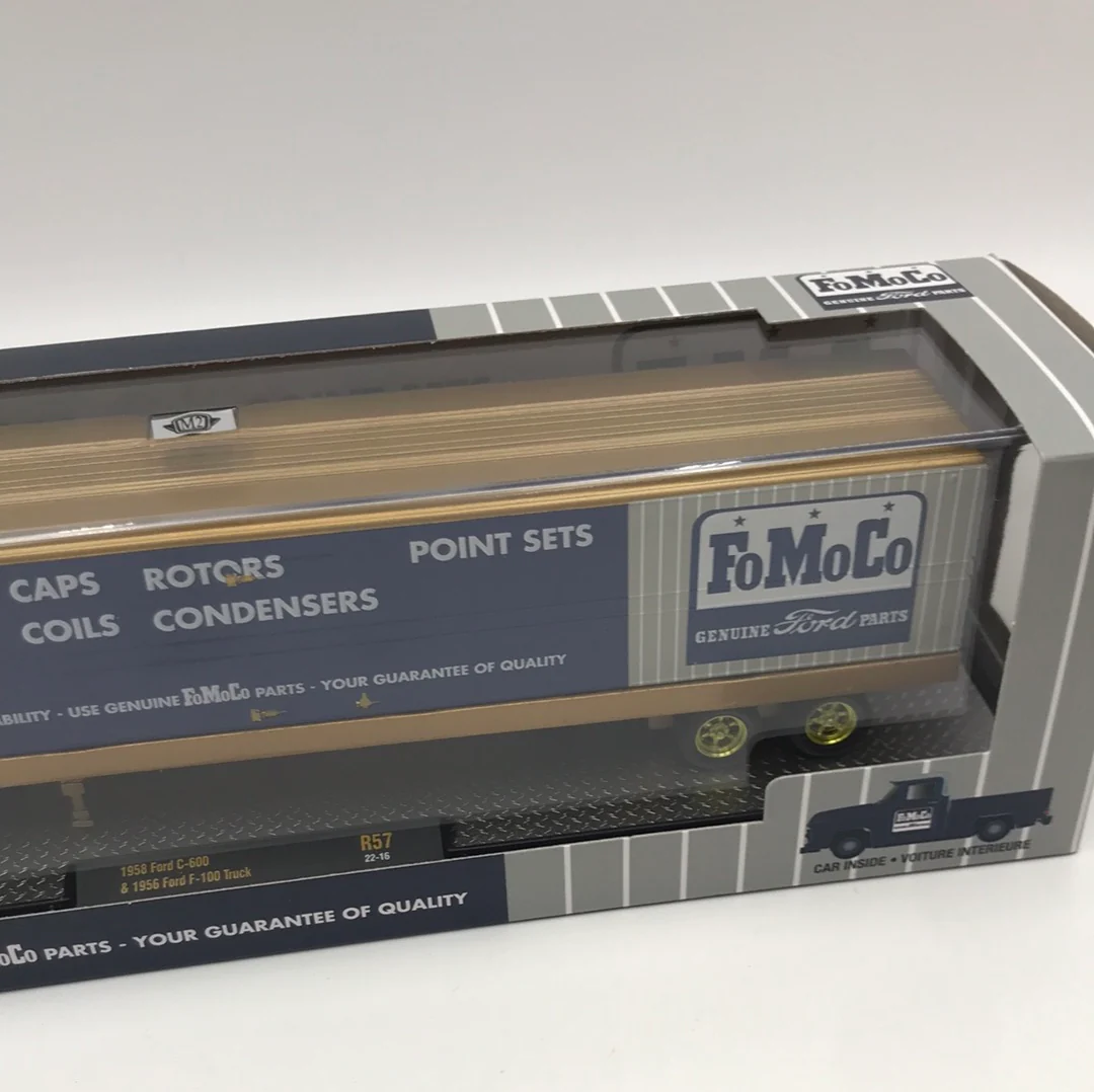 M2 Machines FoMoCo Hauler Chase 1958 Ford C-600 & 1956 Ford F-100 Truck R57 - Image 3